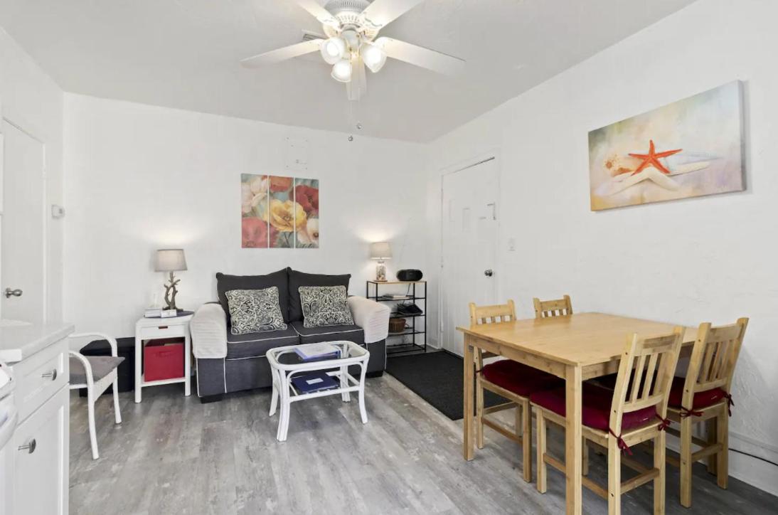 Apartment photo 1