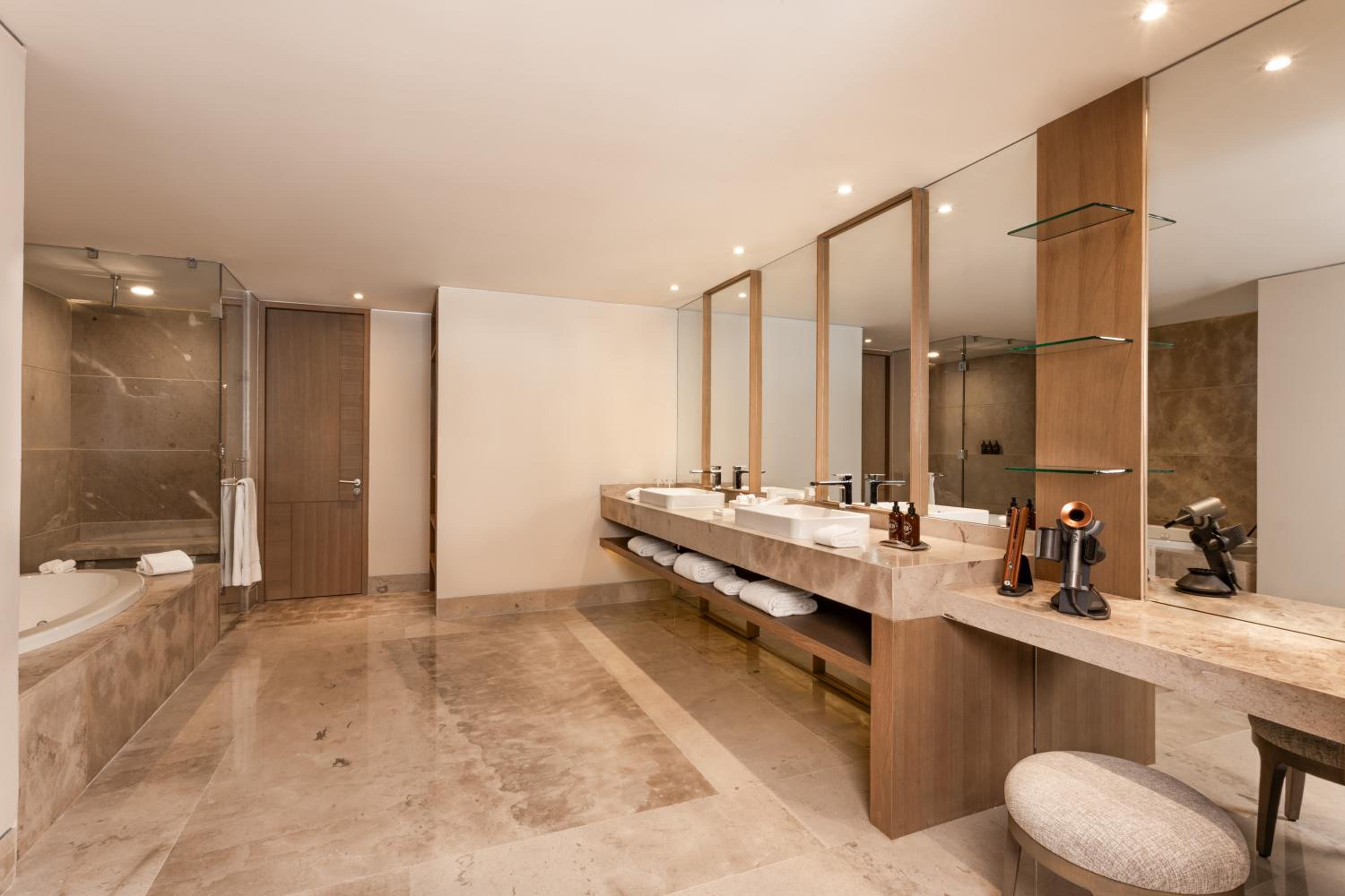 Suite with Sea View
