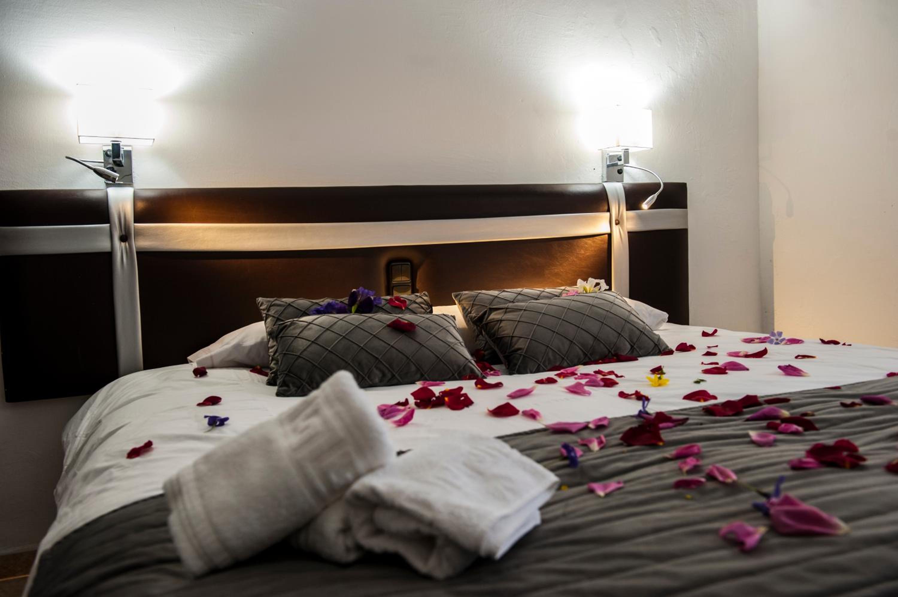 Double Room - Photo 1