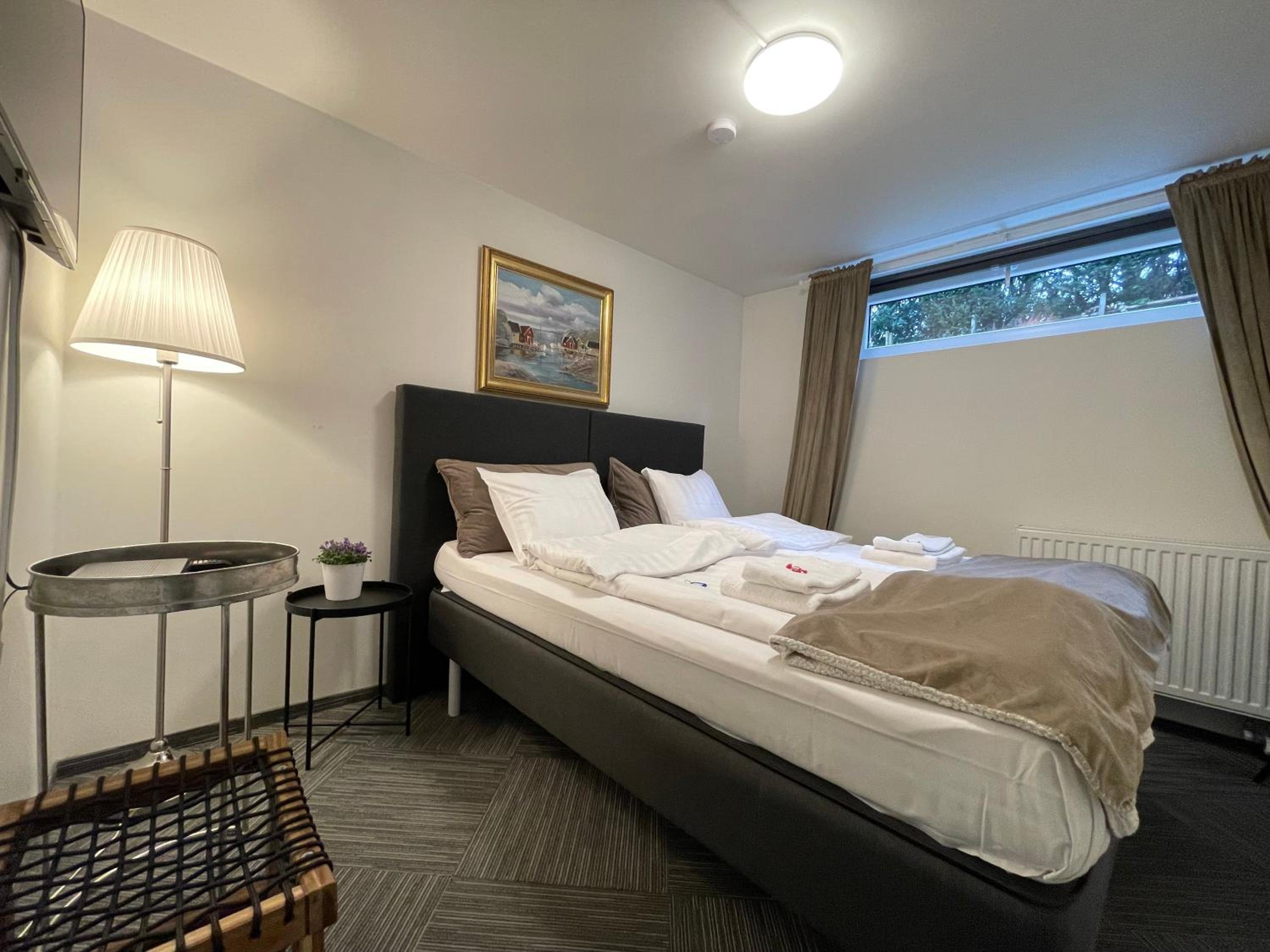Double Room - Photo 14