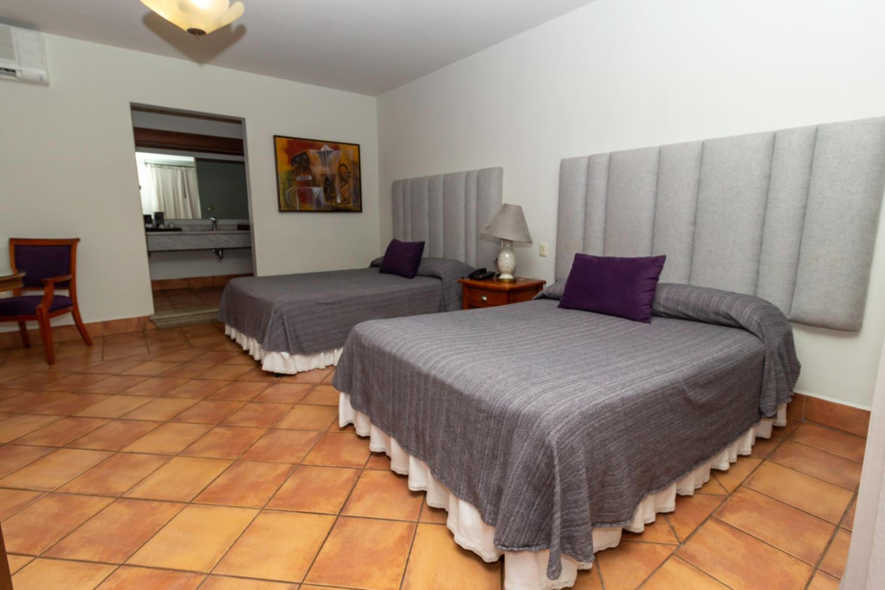 Junior Suite With Two Double Beds - Photo 1