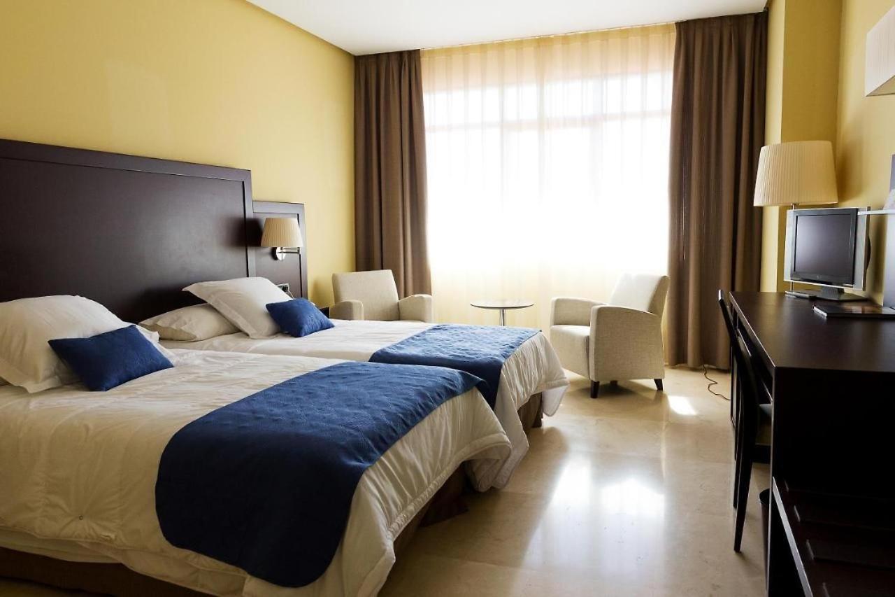 Double Room - Disability Access photo 3