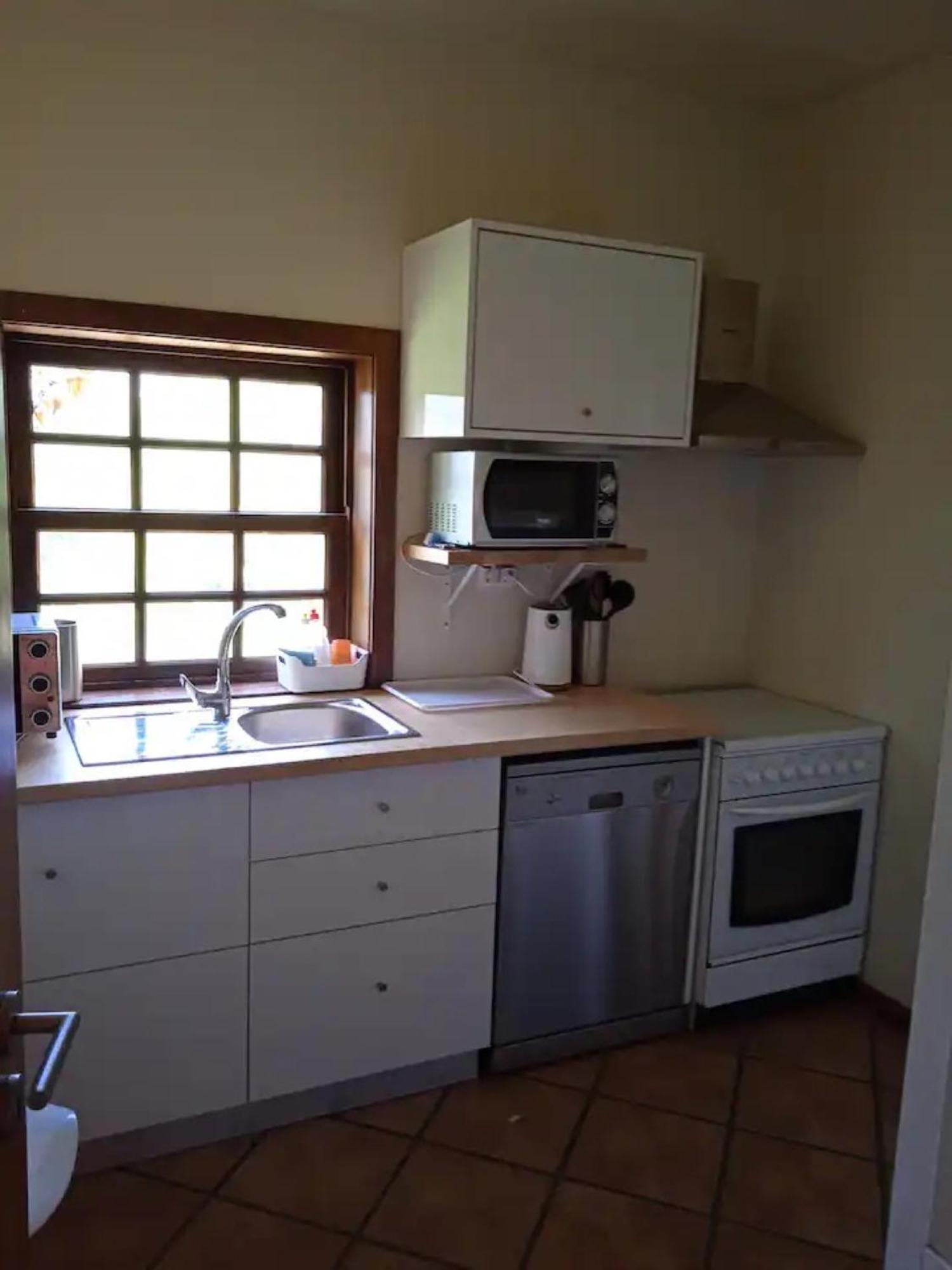 Two-Bedroom House photo 3