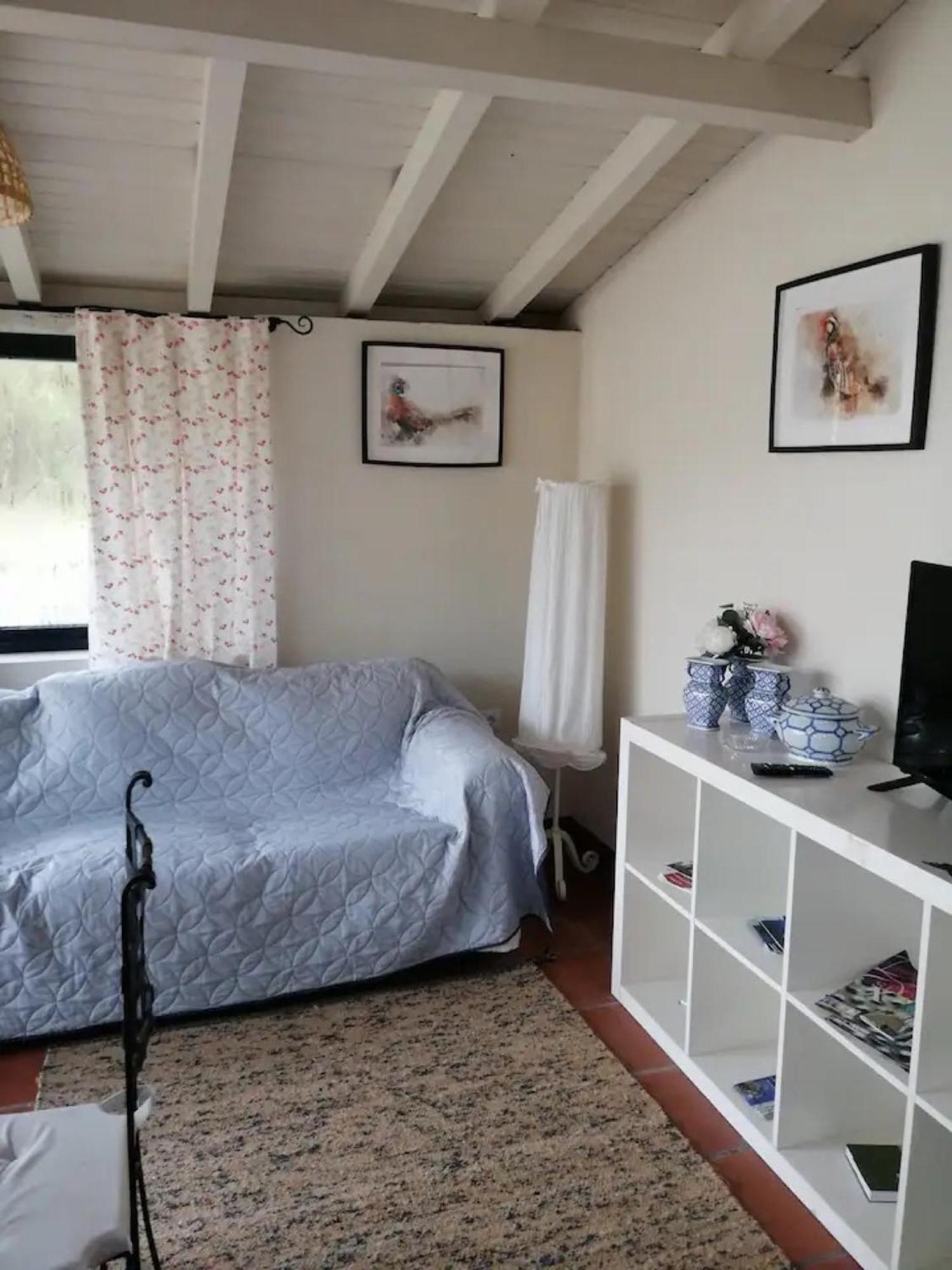 Two-Bedroom House photo 3