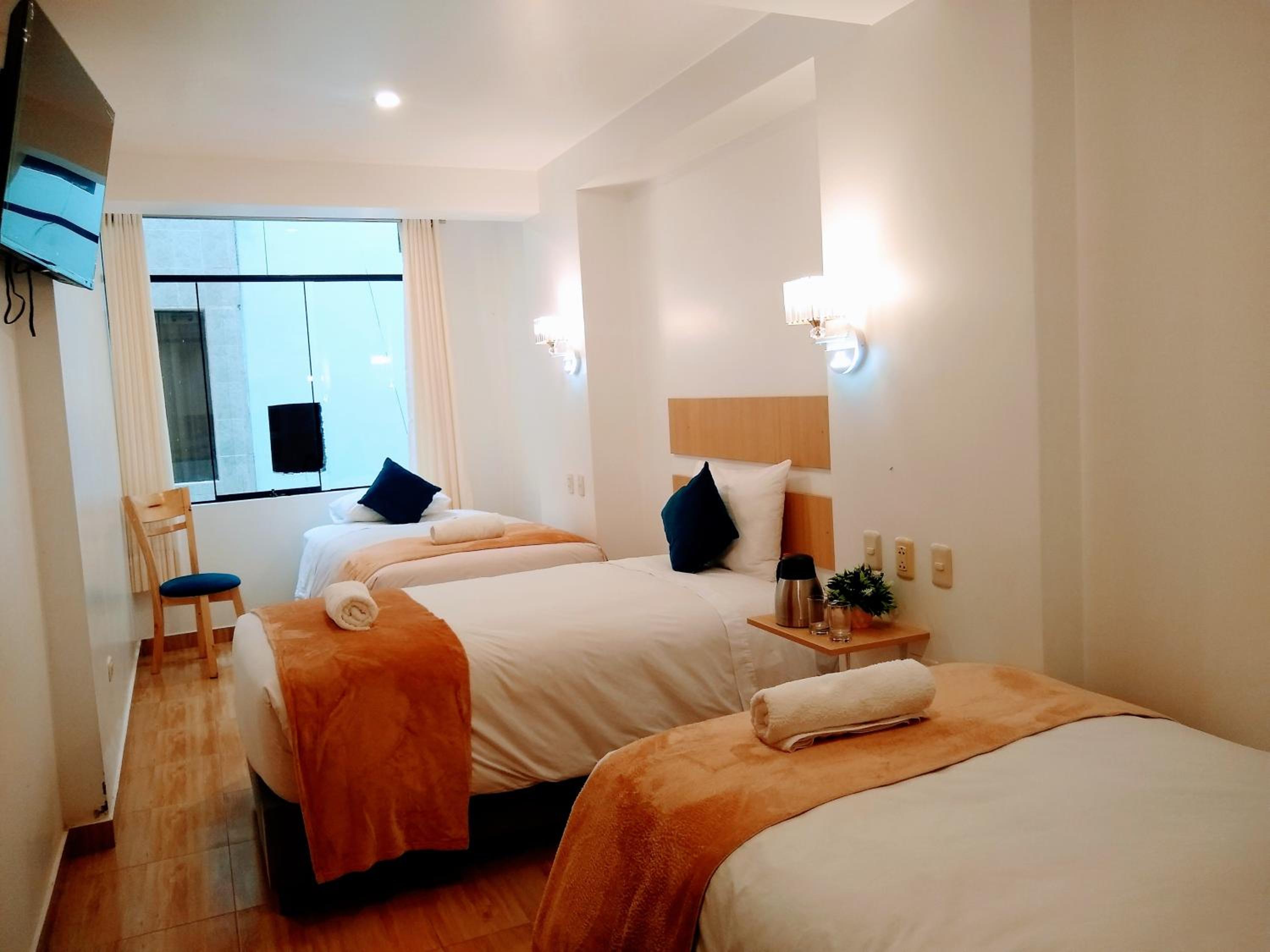 Triple Room with Private Bathroom photo 1