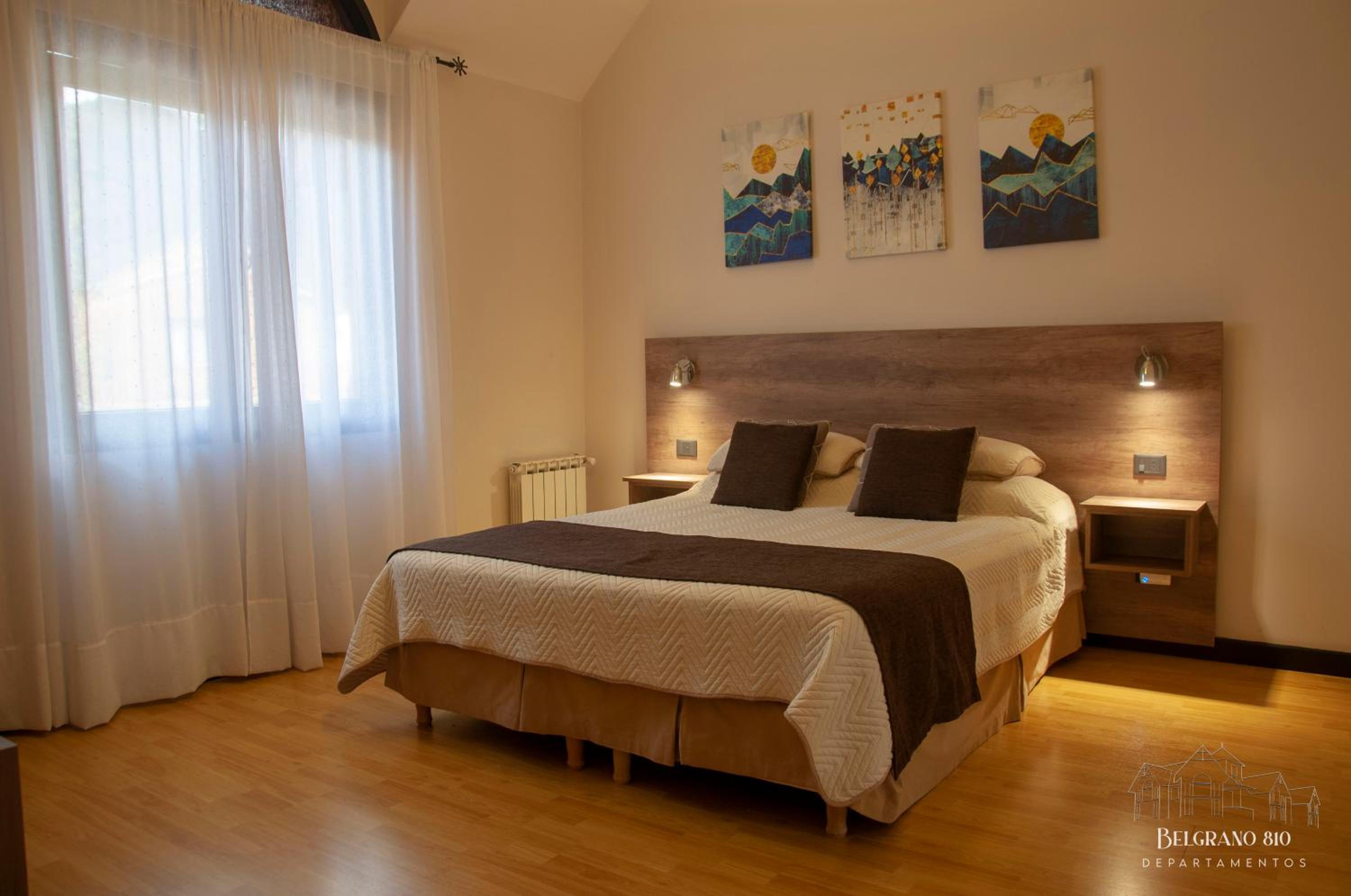 One-Bedroom Premium Apartment photo 2