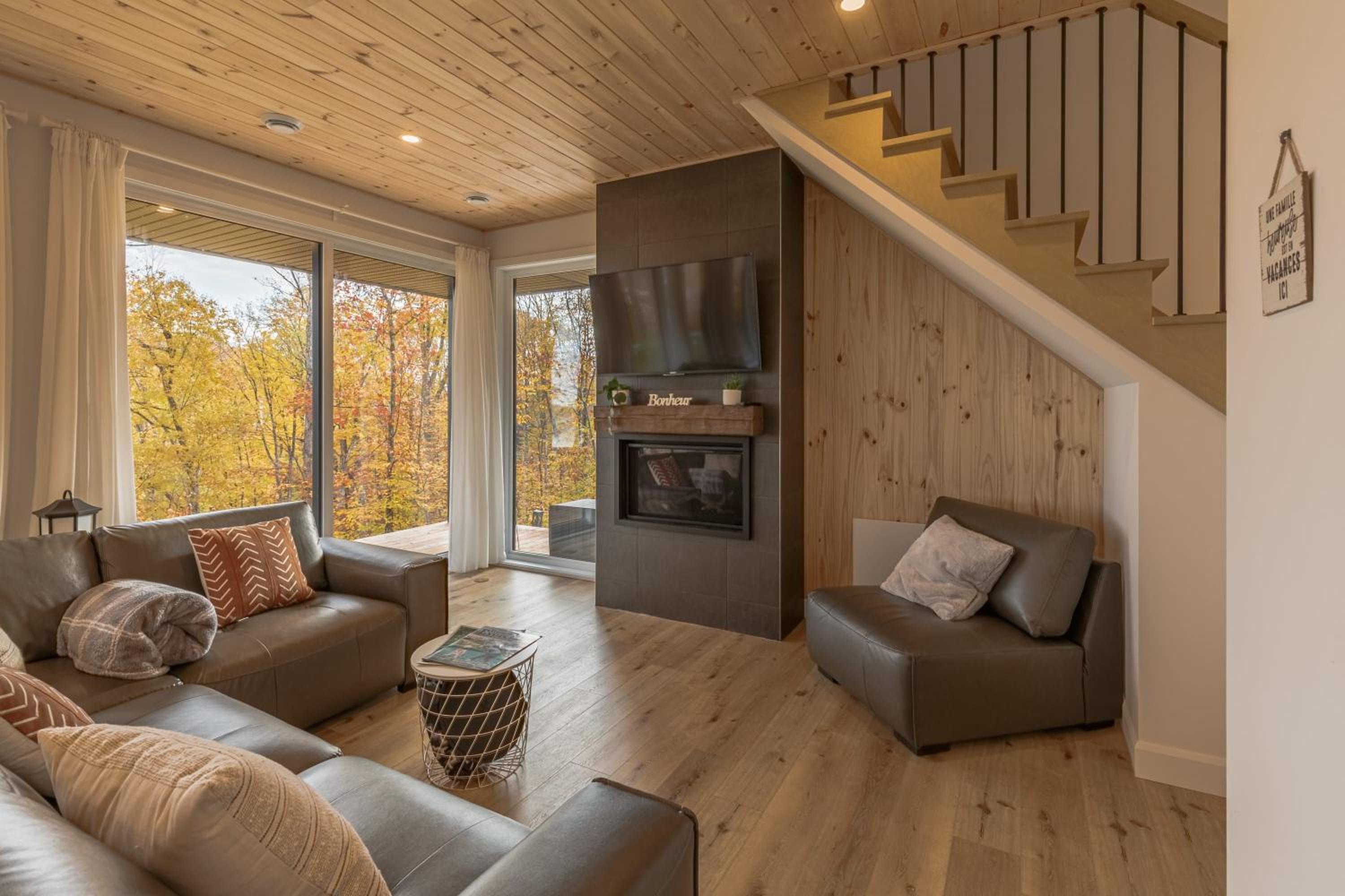 Four-Bedroom House photo 1