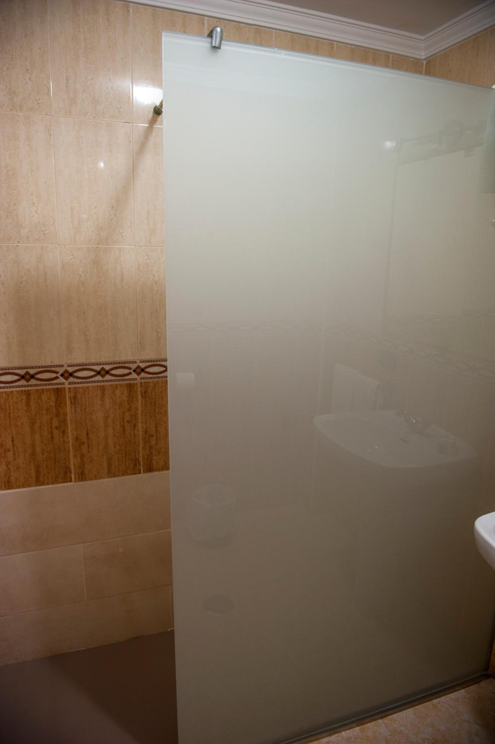 Double or Twin Room - Photo 2