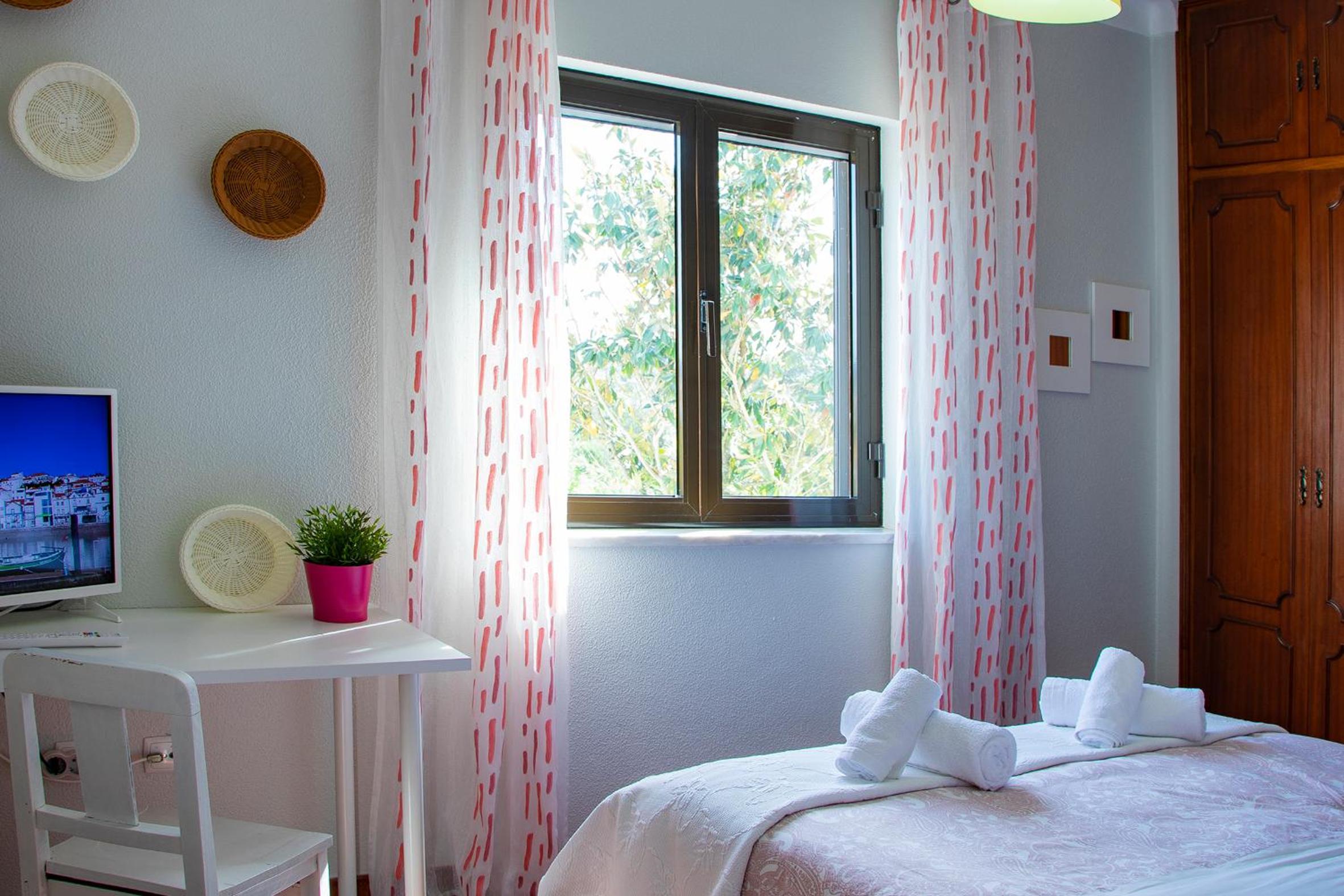 Superior King Room - Photo 1