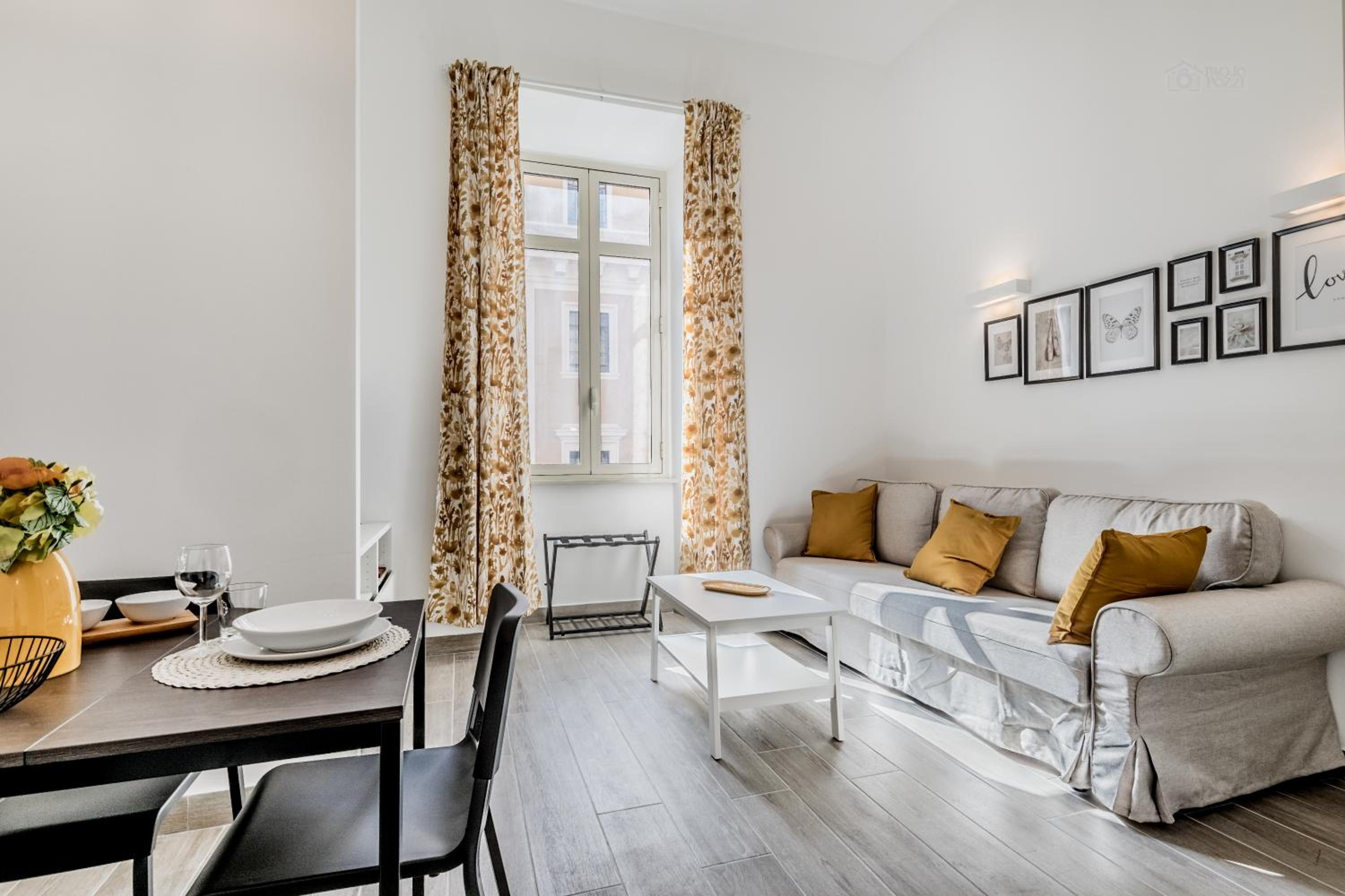 One-Bedroom Apartment