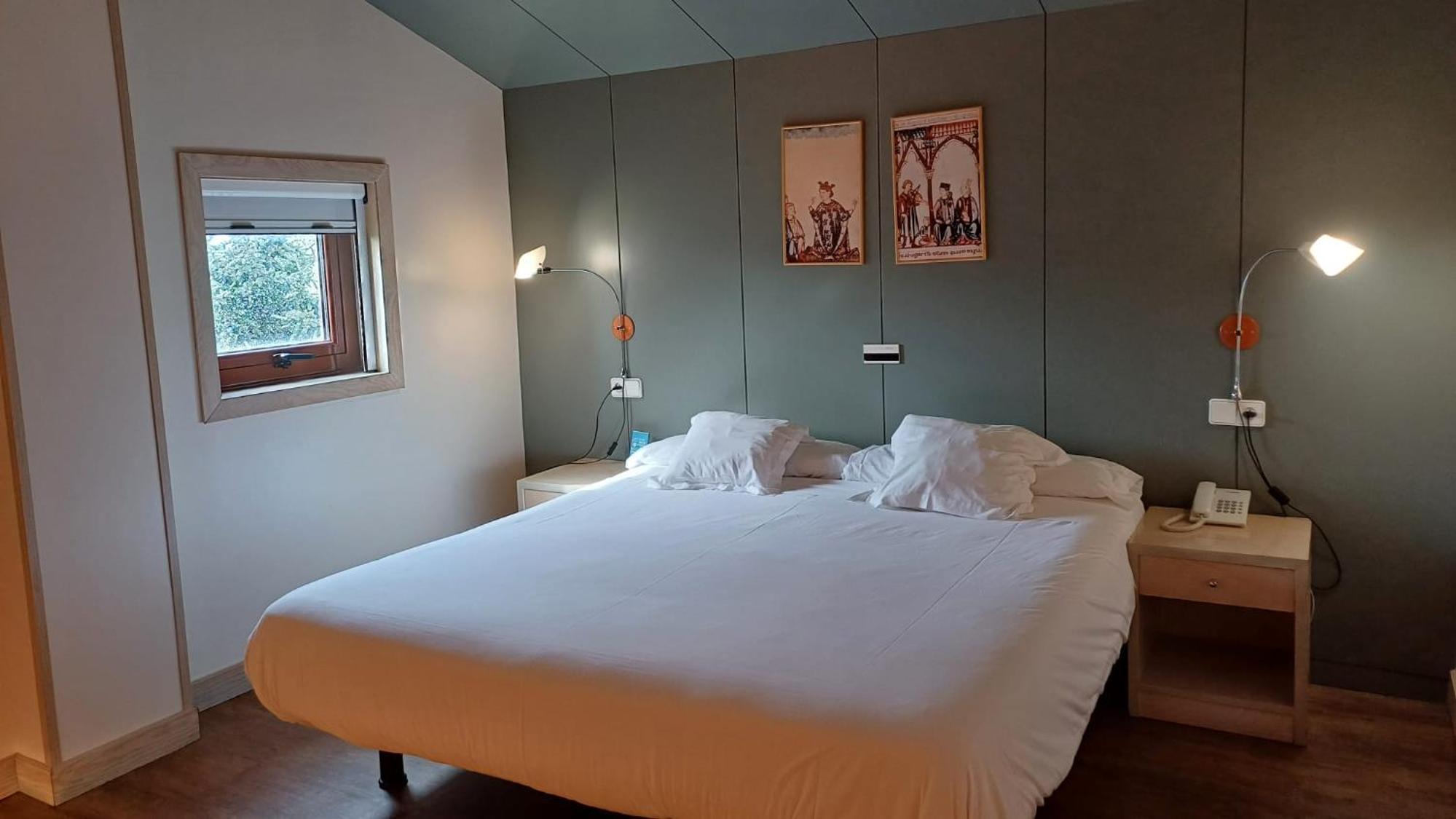 Standard Suite - Photo 7