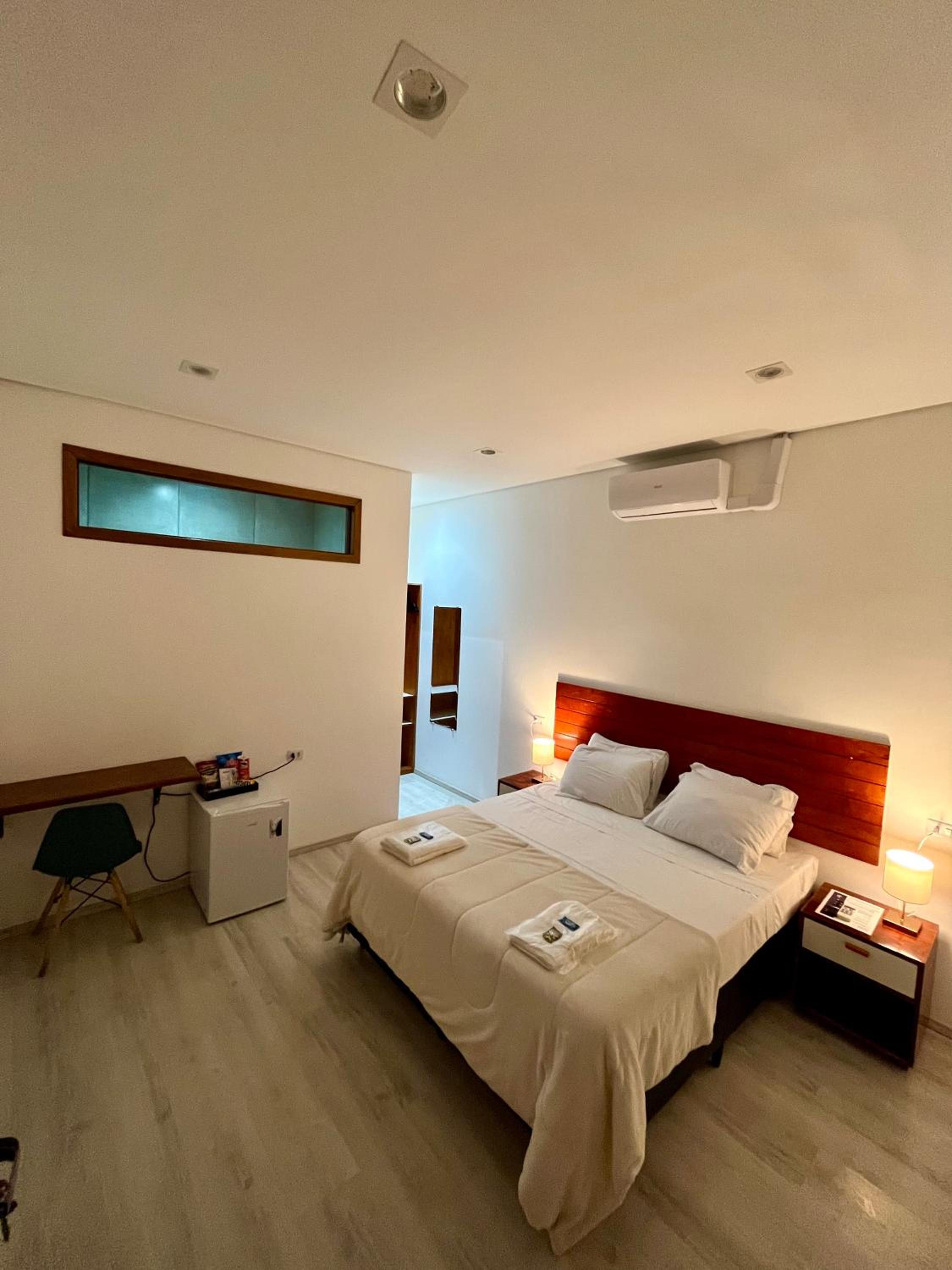 Deluxe Suite - Photo 6