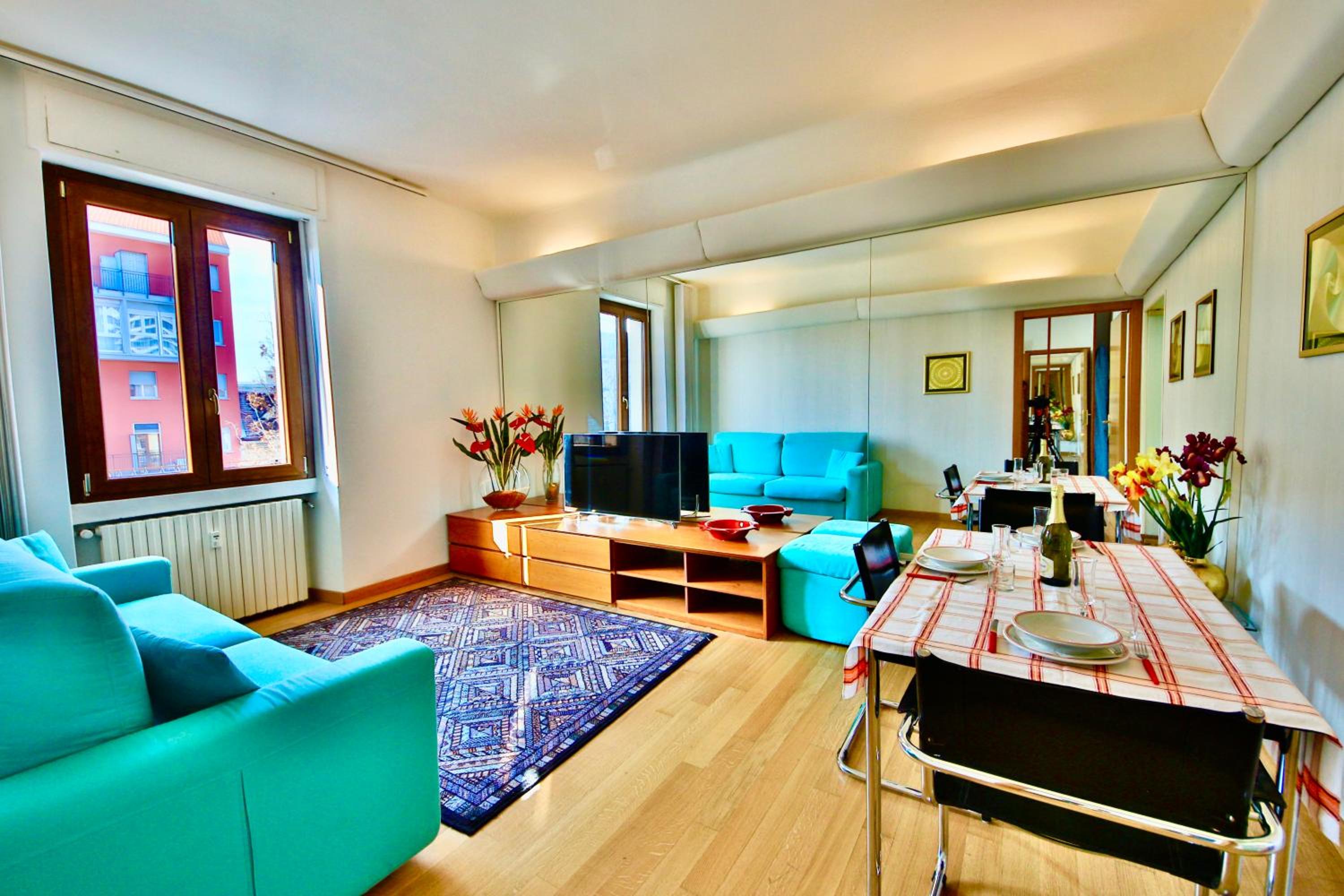 One-Bedroom Apartment