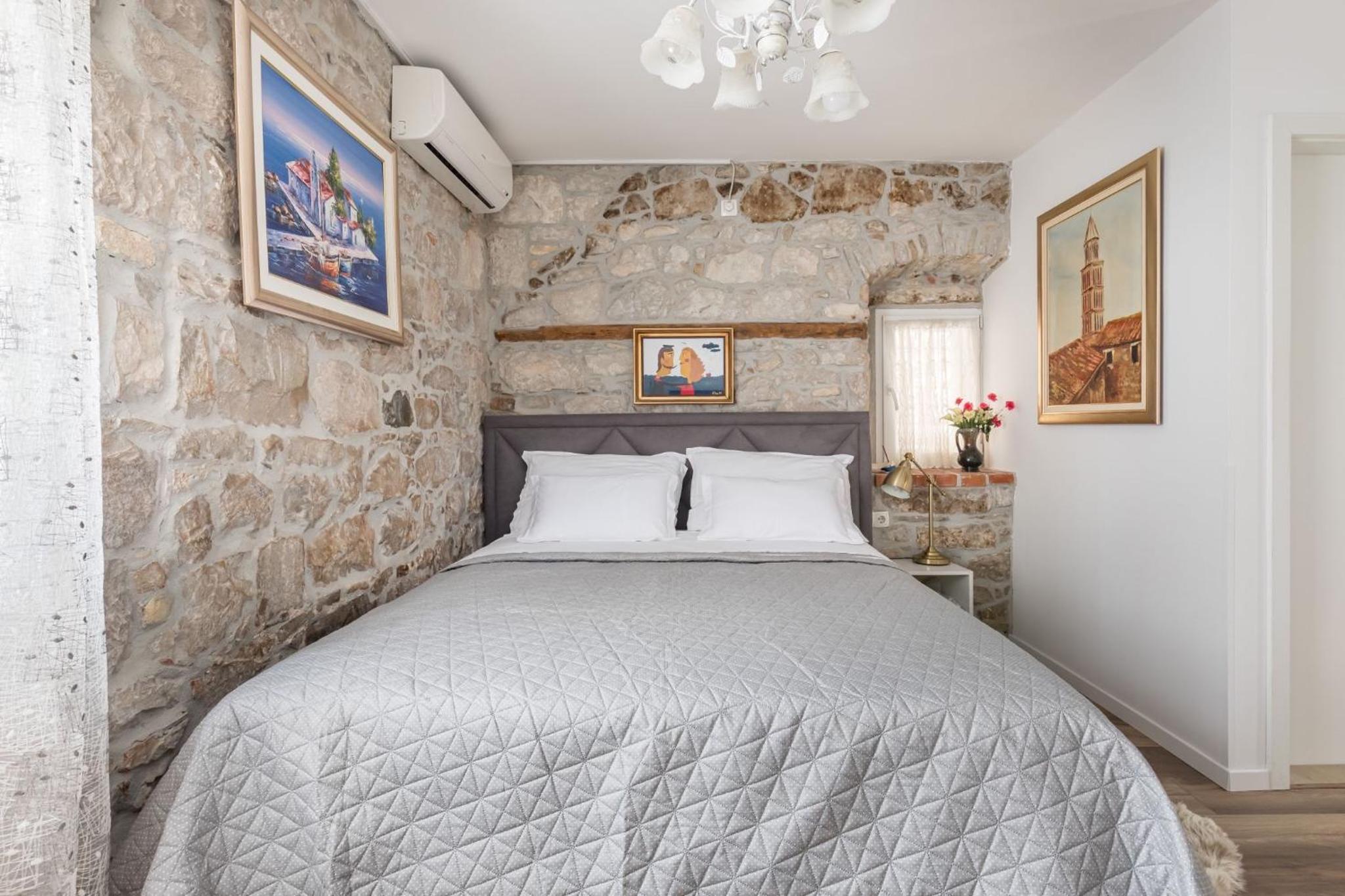 Double Room - Photo 20