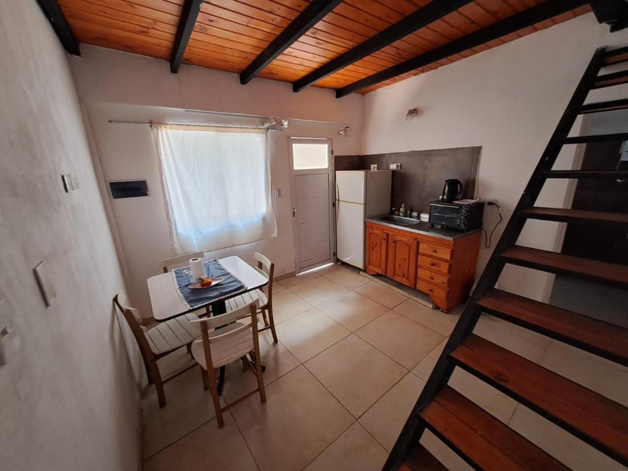 One-Bedroom Apartment photo 3
