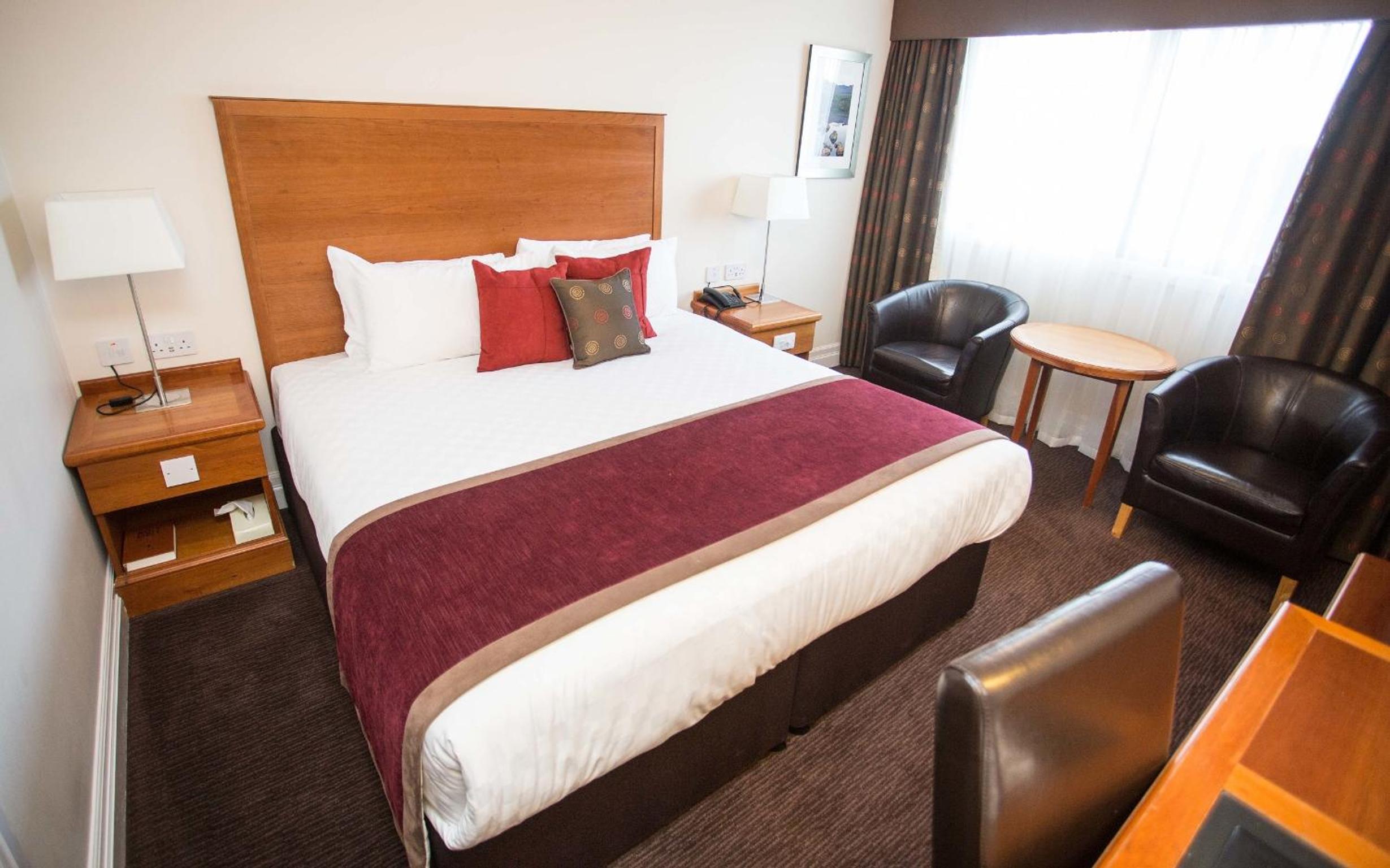 Standard King Room - Photo 4