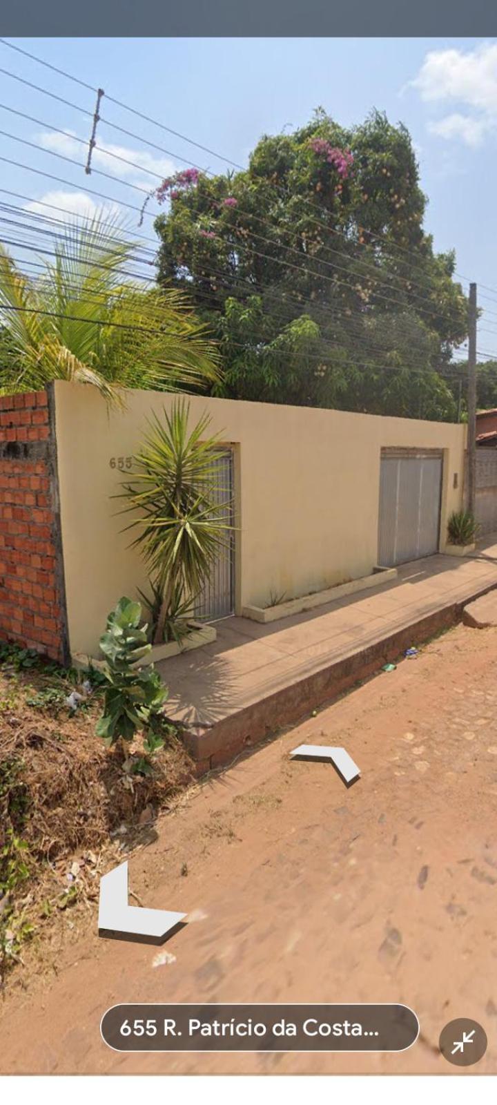 Three-Bedroom House photo 2