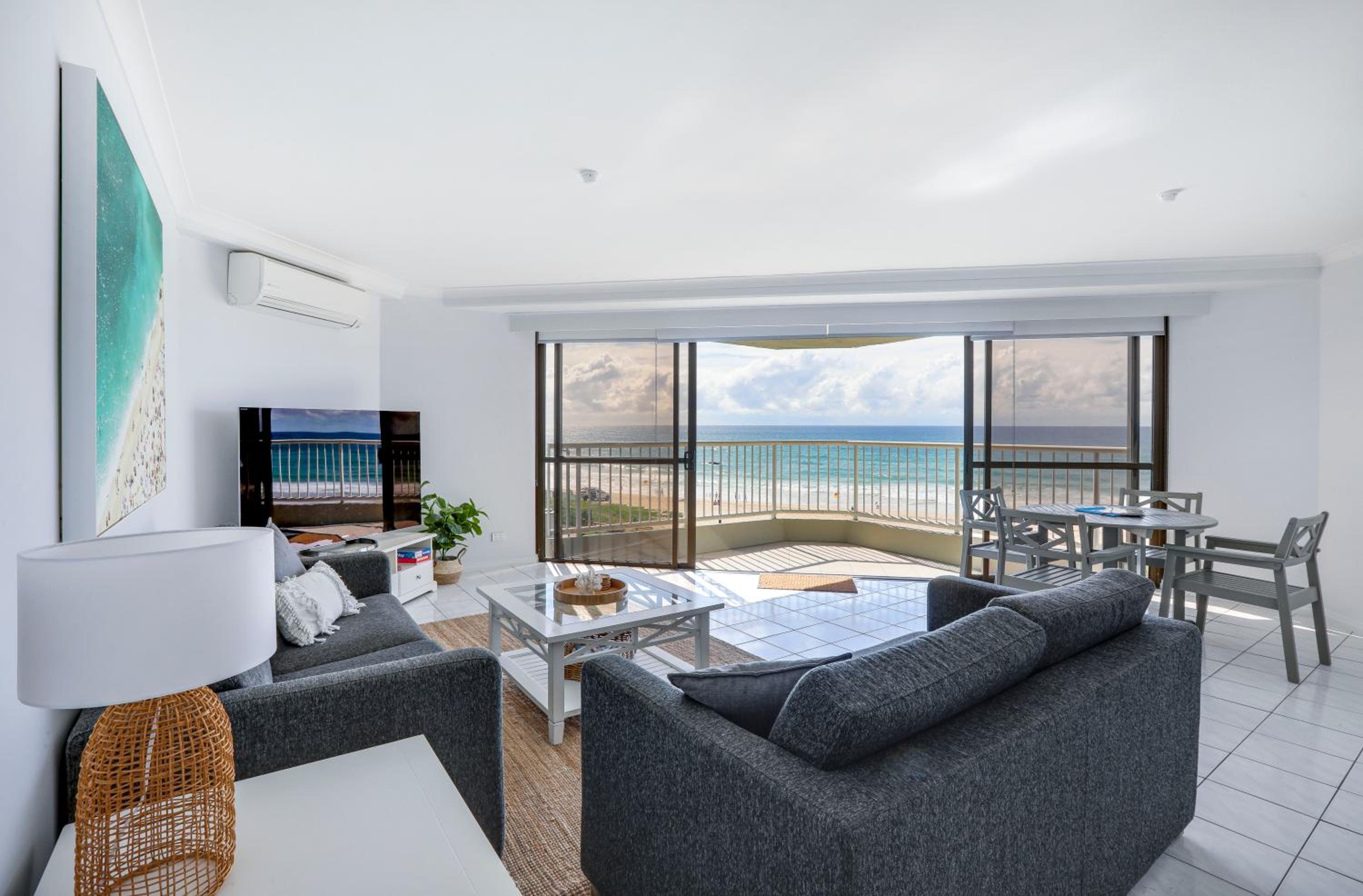 Superior Two-Bedroom Apartment with Ocean View