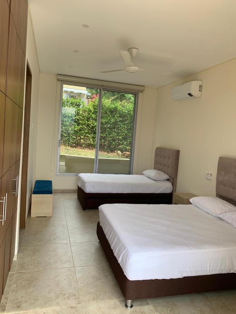 Three-Bedroom Villa photo 1
