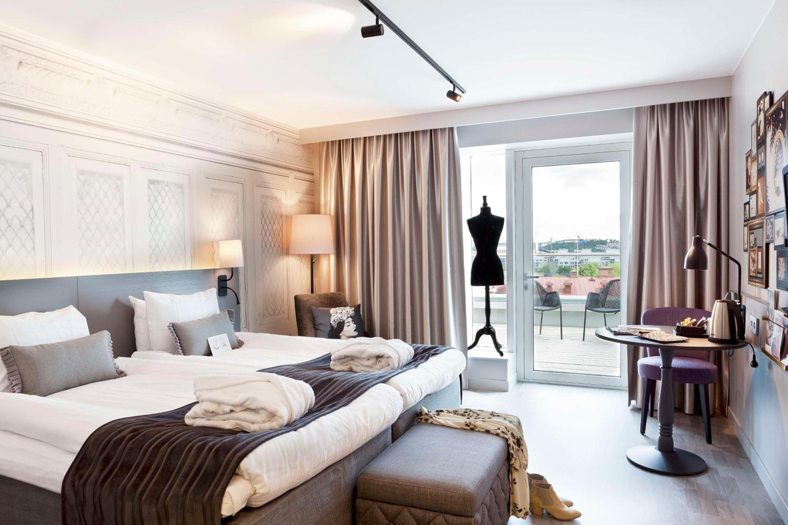 Superior King Room - Photo 1