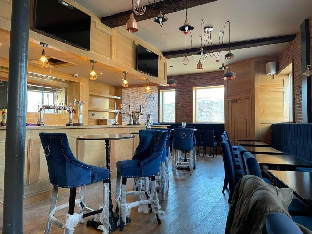 Basic Triple Room