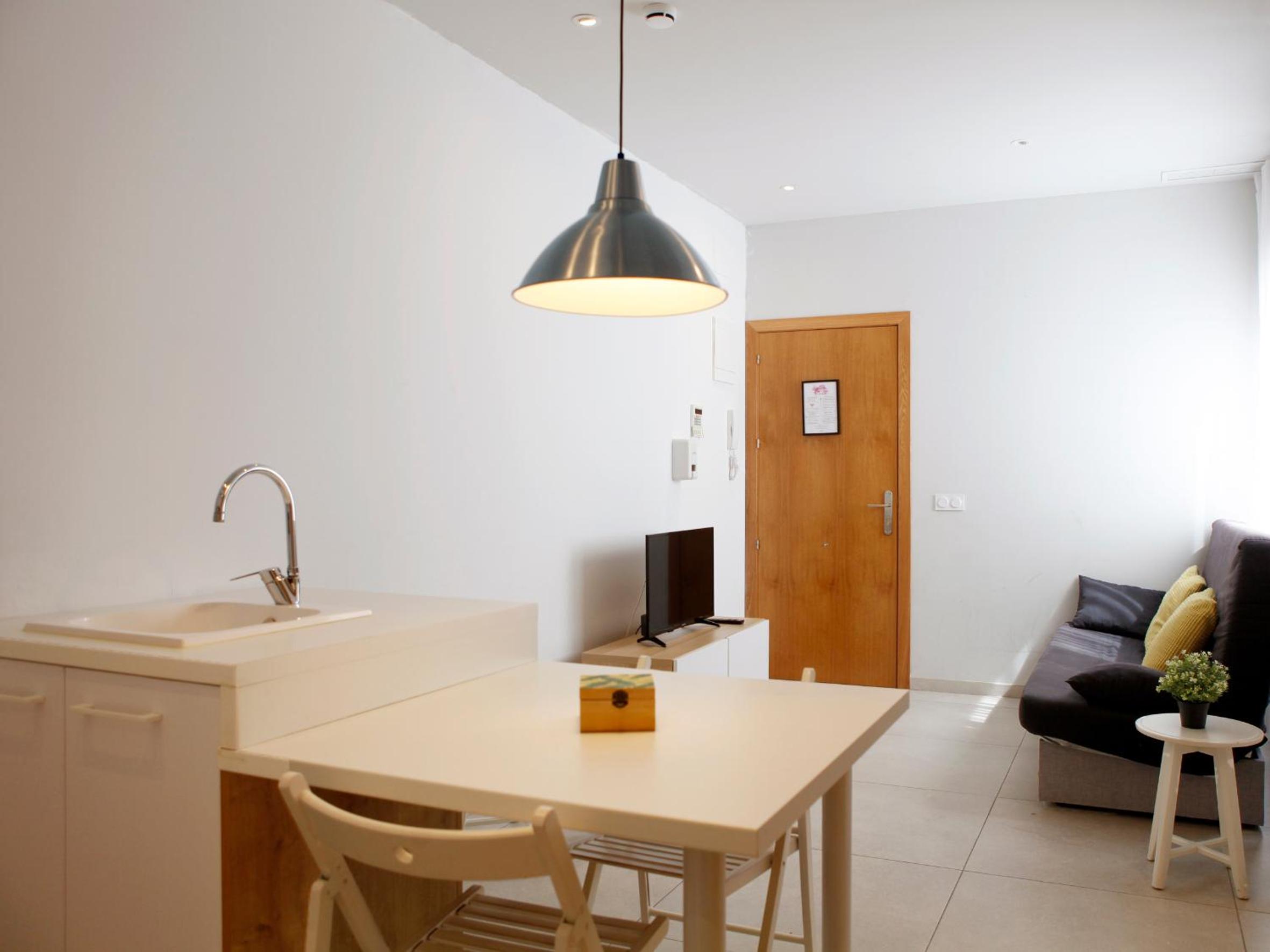 Apartment with Terrace - Photo 1