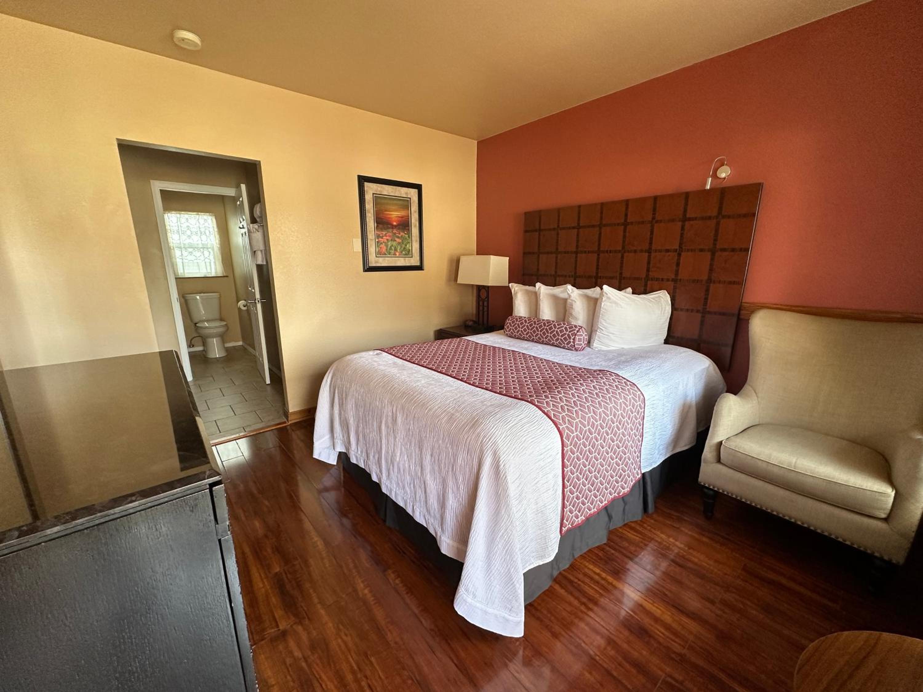 Queen Room