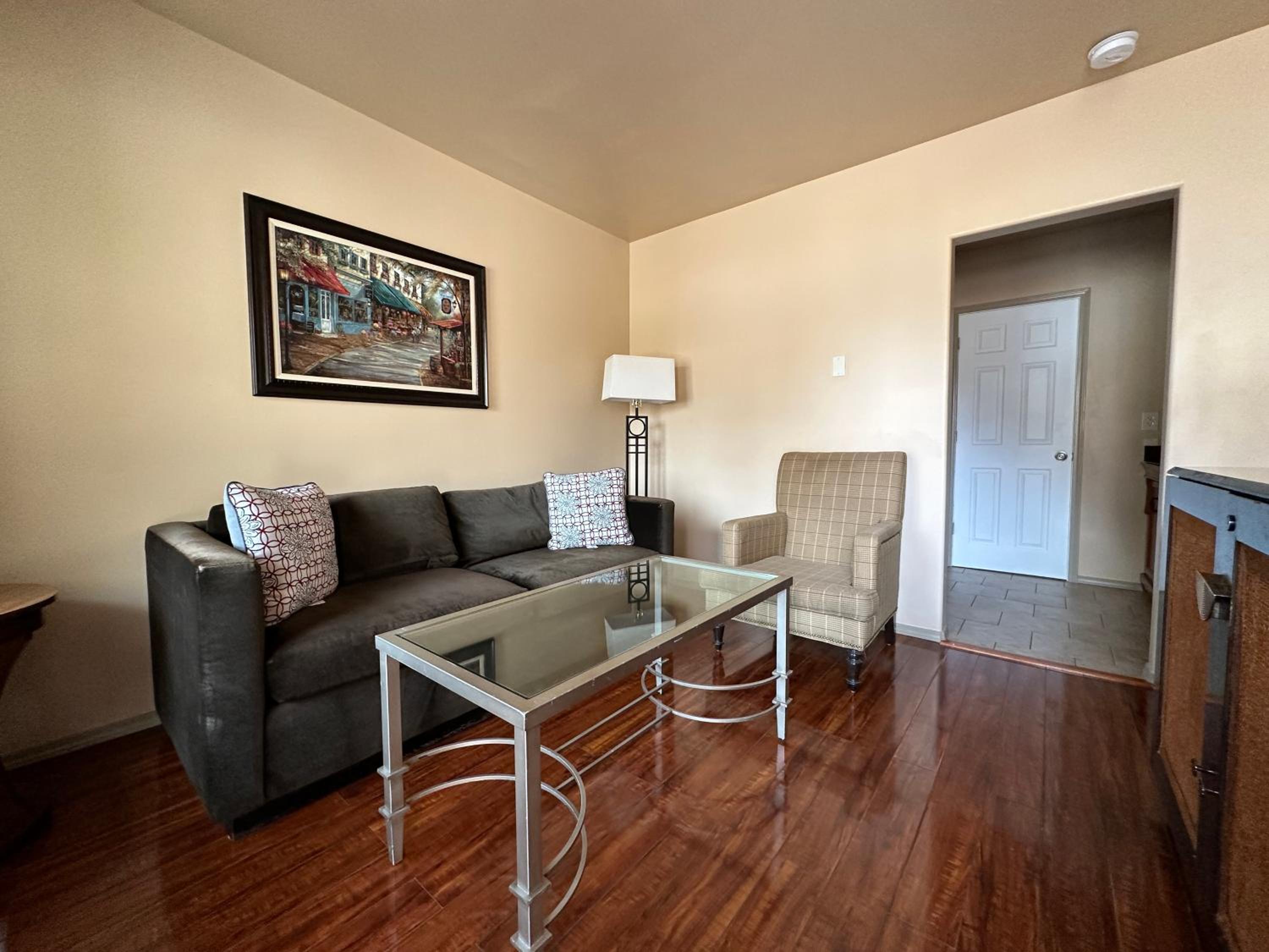 Queen Suite