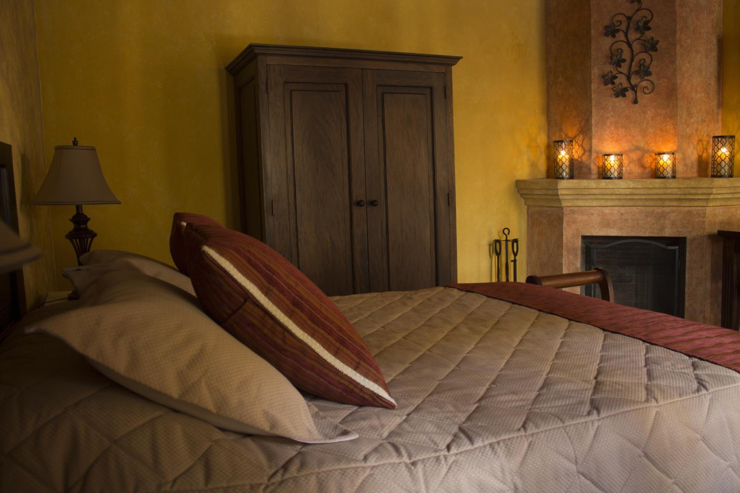Superior Queen Room photo 1