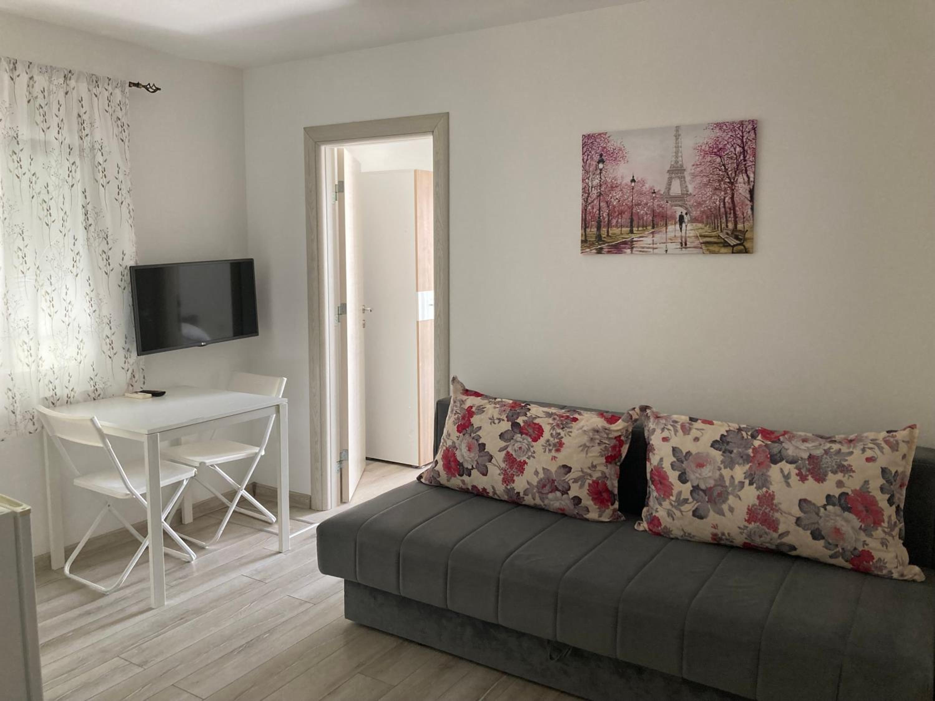 One-Bedroom Suite
