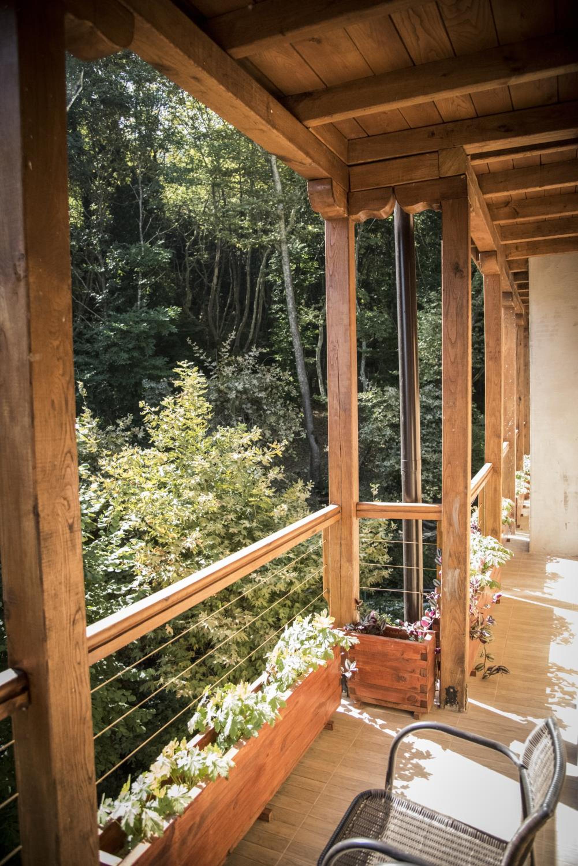 Double or Twin Room with Balcony - Photo 12