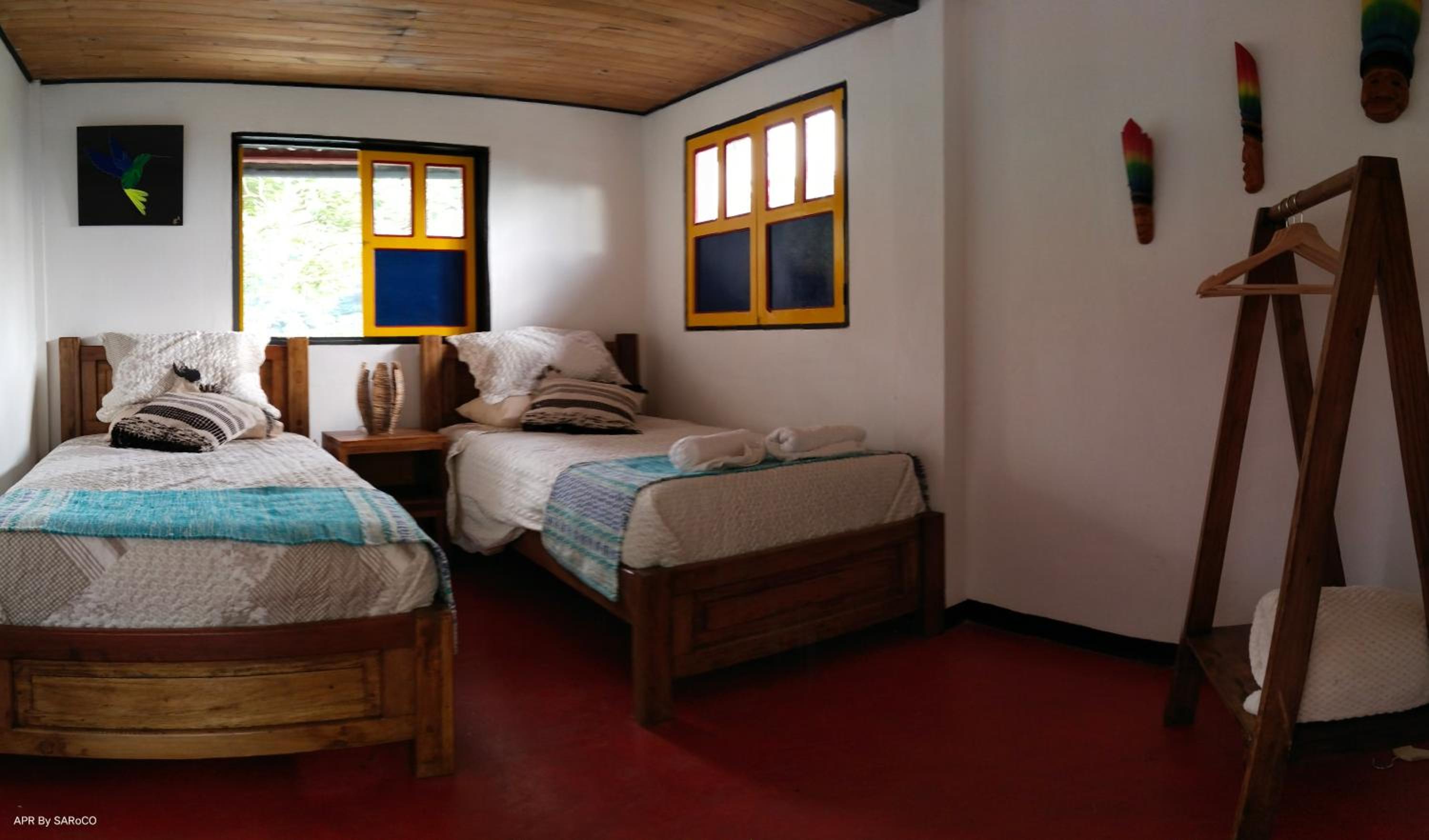 Basic Triple Room with Shared Bathroom photo 2