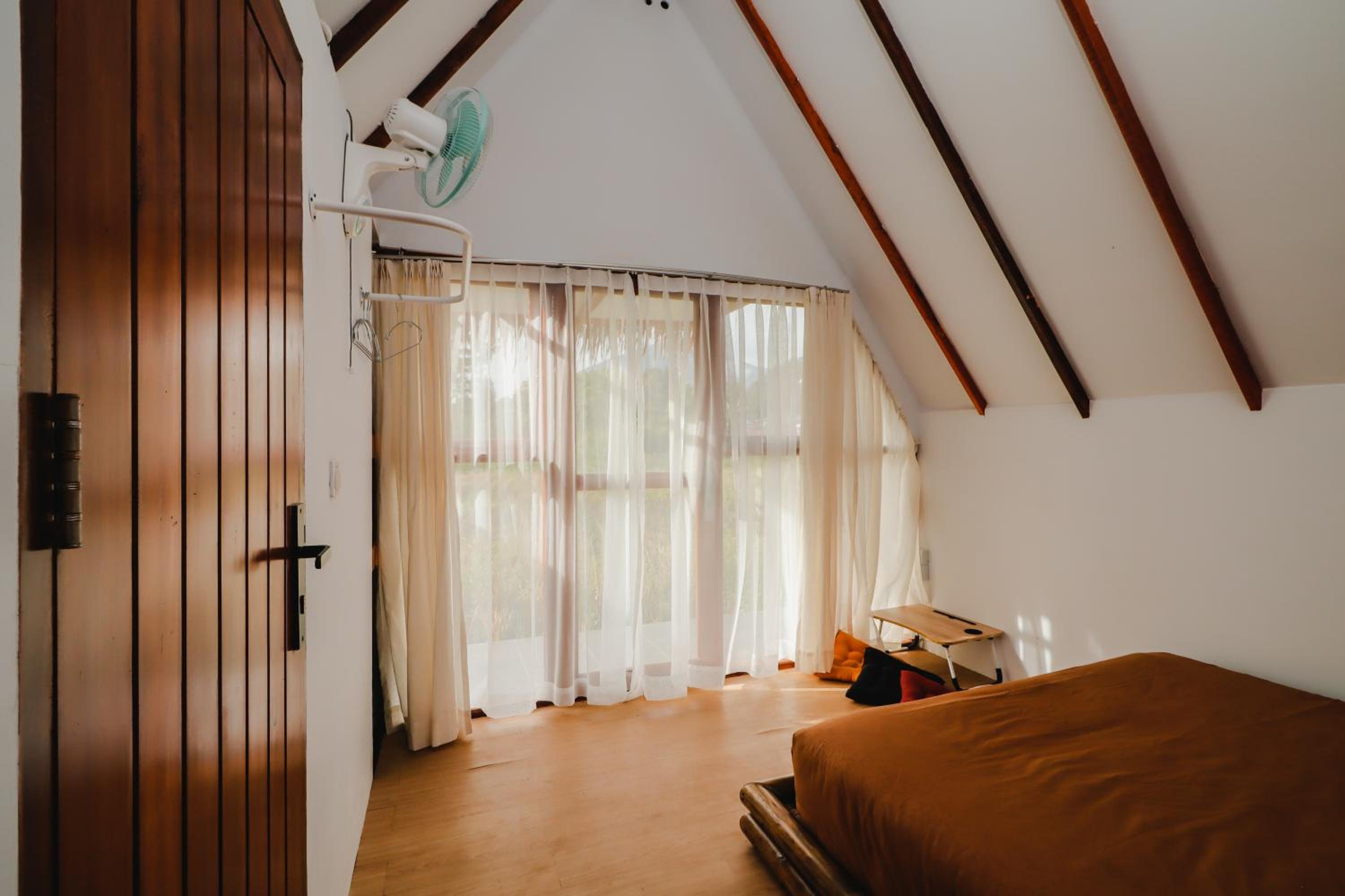 Tent - Photo 1