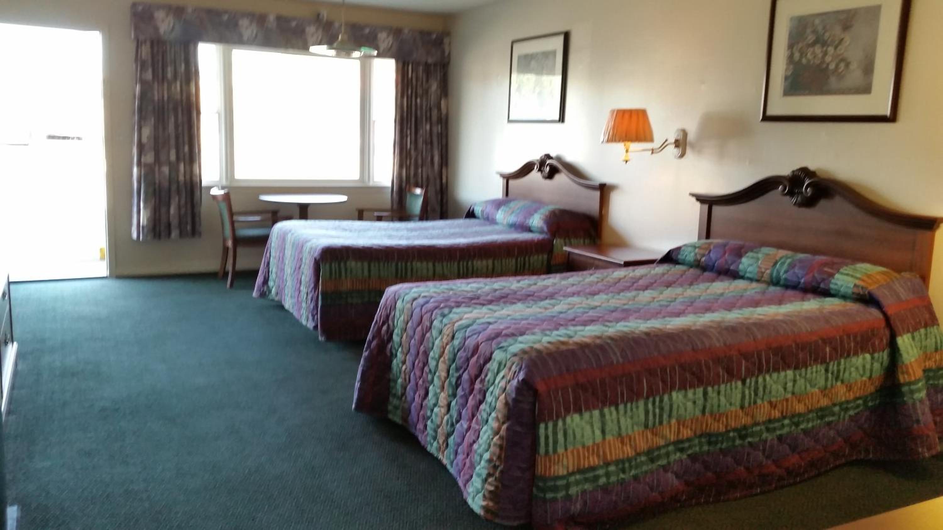 Superior Room with Two Full Beds photo 3