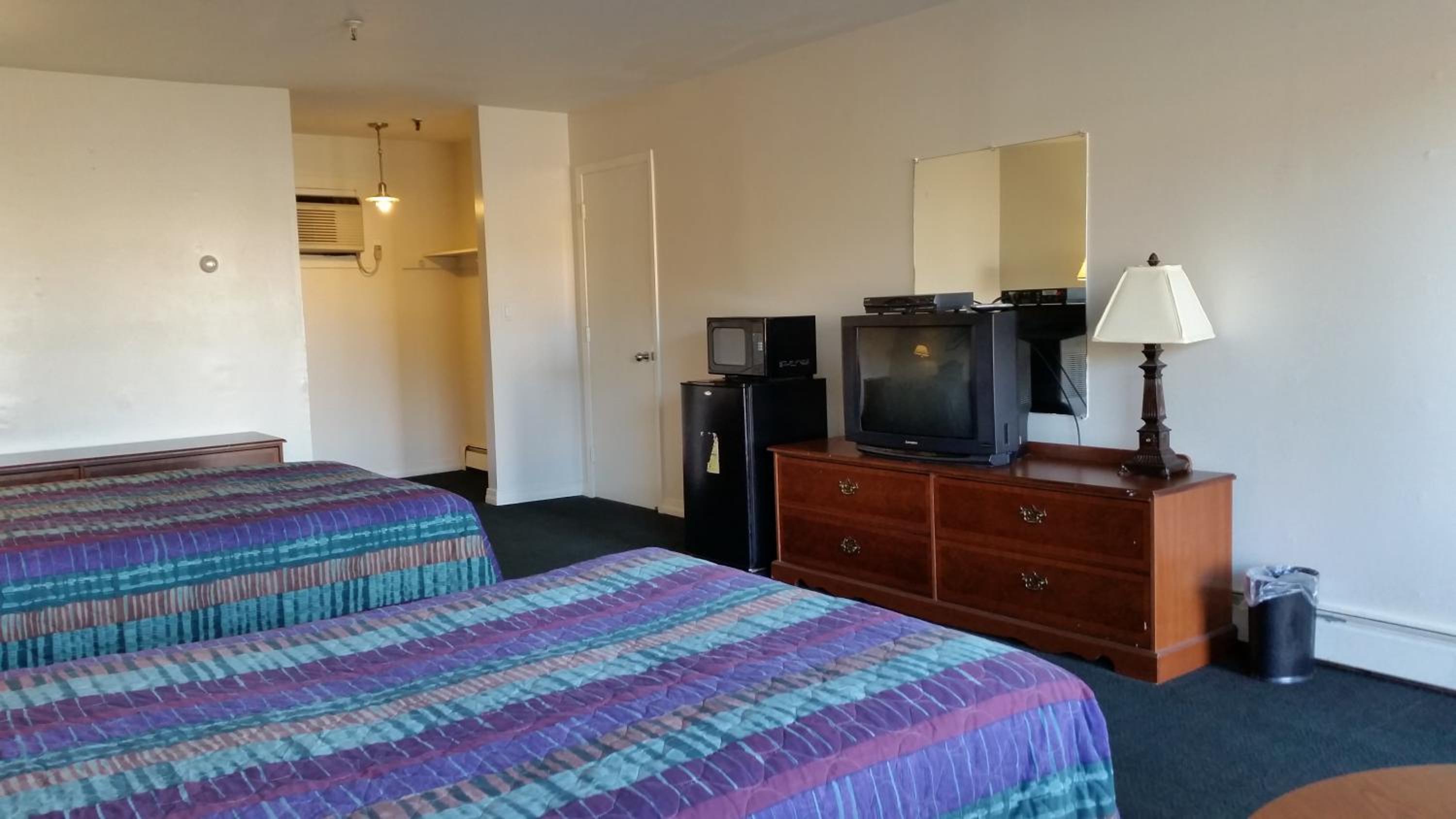 Superior Room with Two Full Beds photo 2