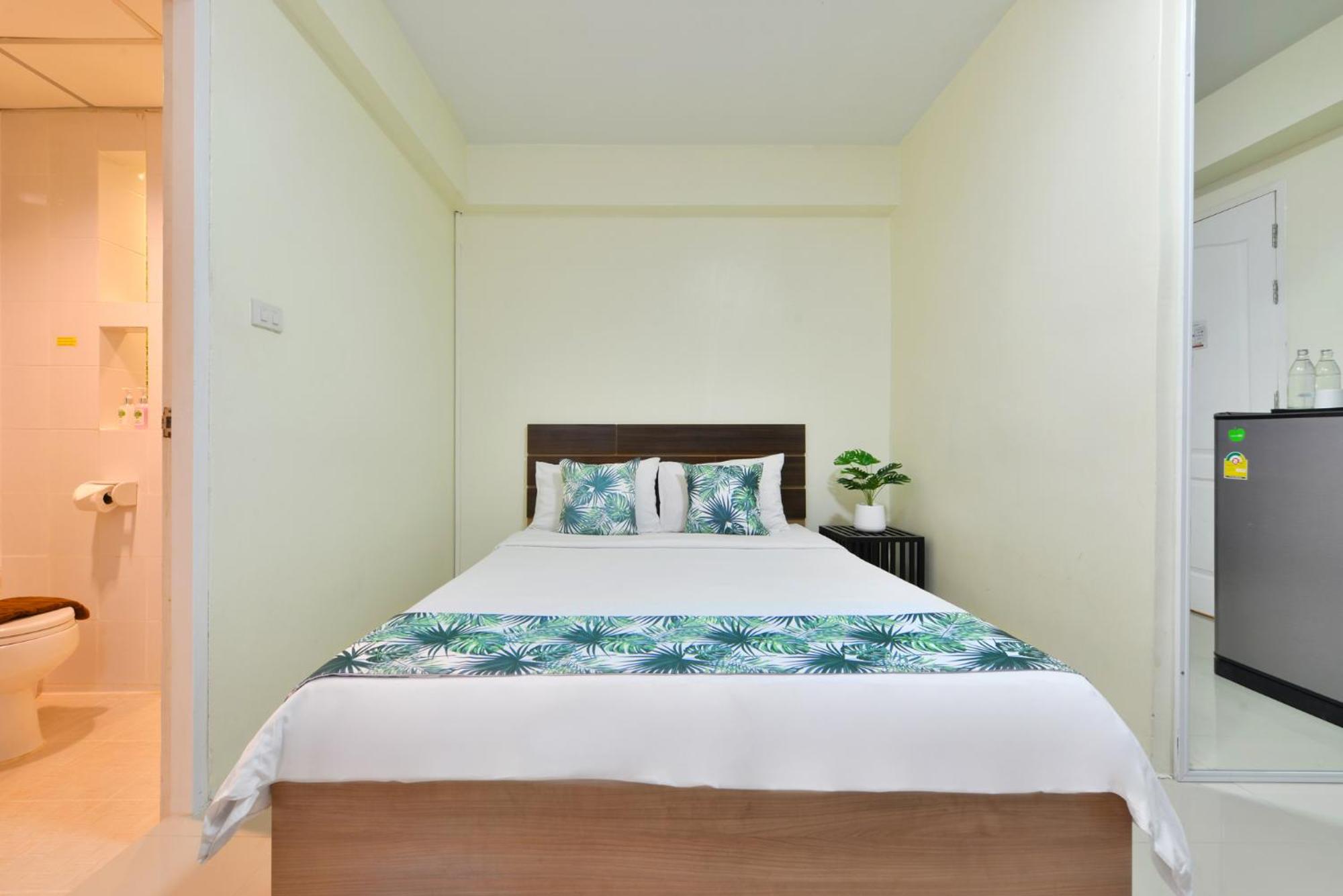 Budget Double Room photo 3