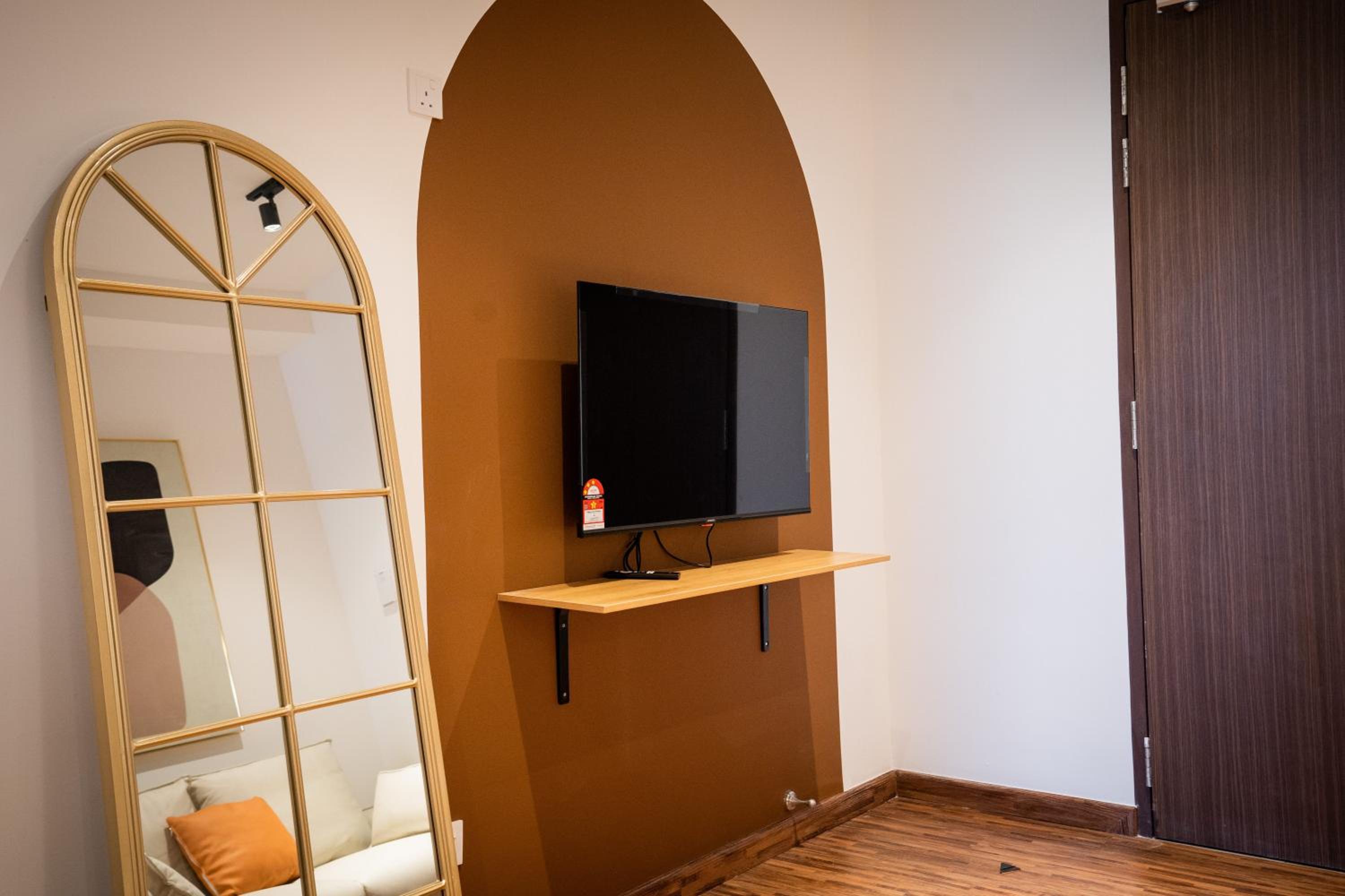 Queen Room - Photo 6