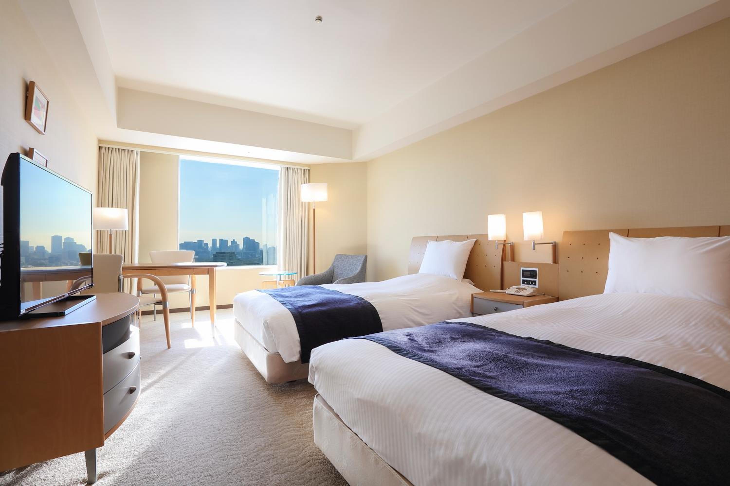 23rd-33rd Floor Twin Room A - Non-Smoking (with breakfast / Additional breakfast fee will be charged for children under 6 y/o)