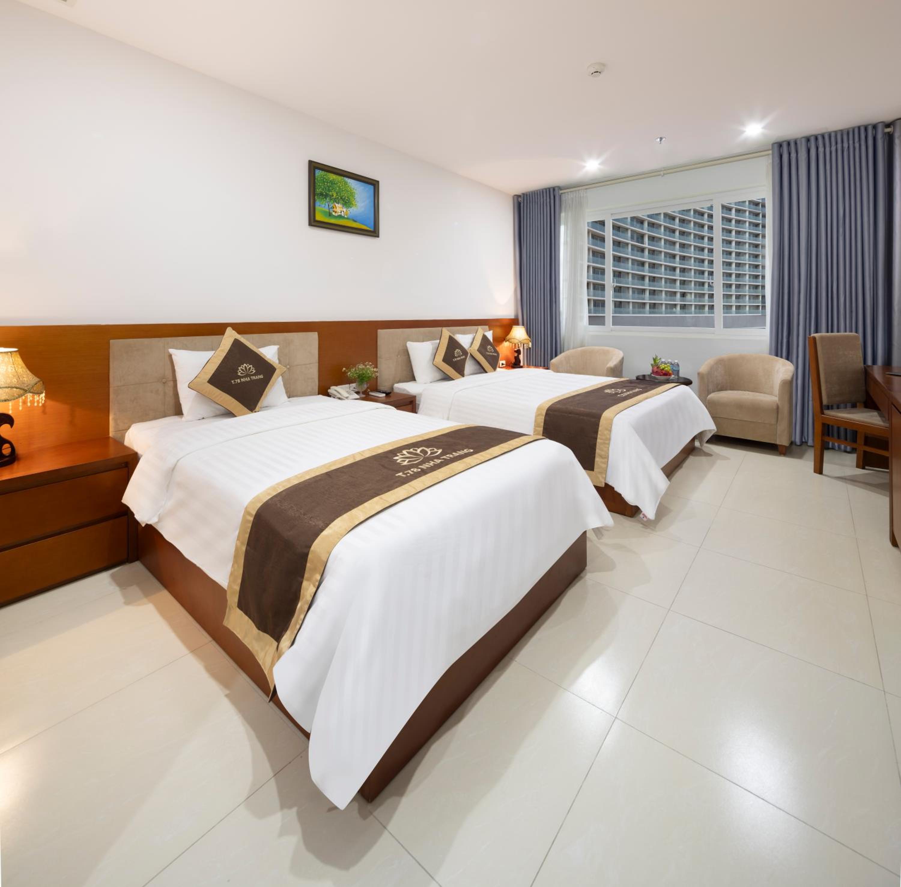 Triple Room with City View