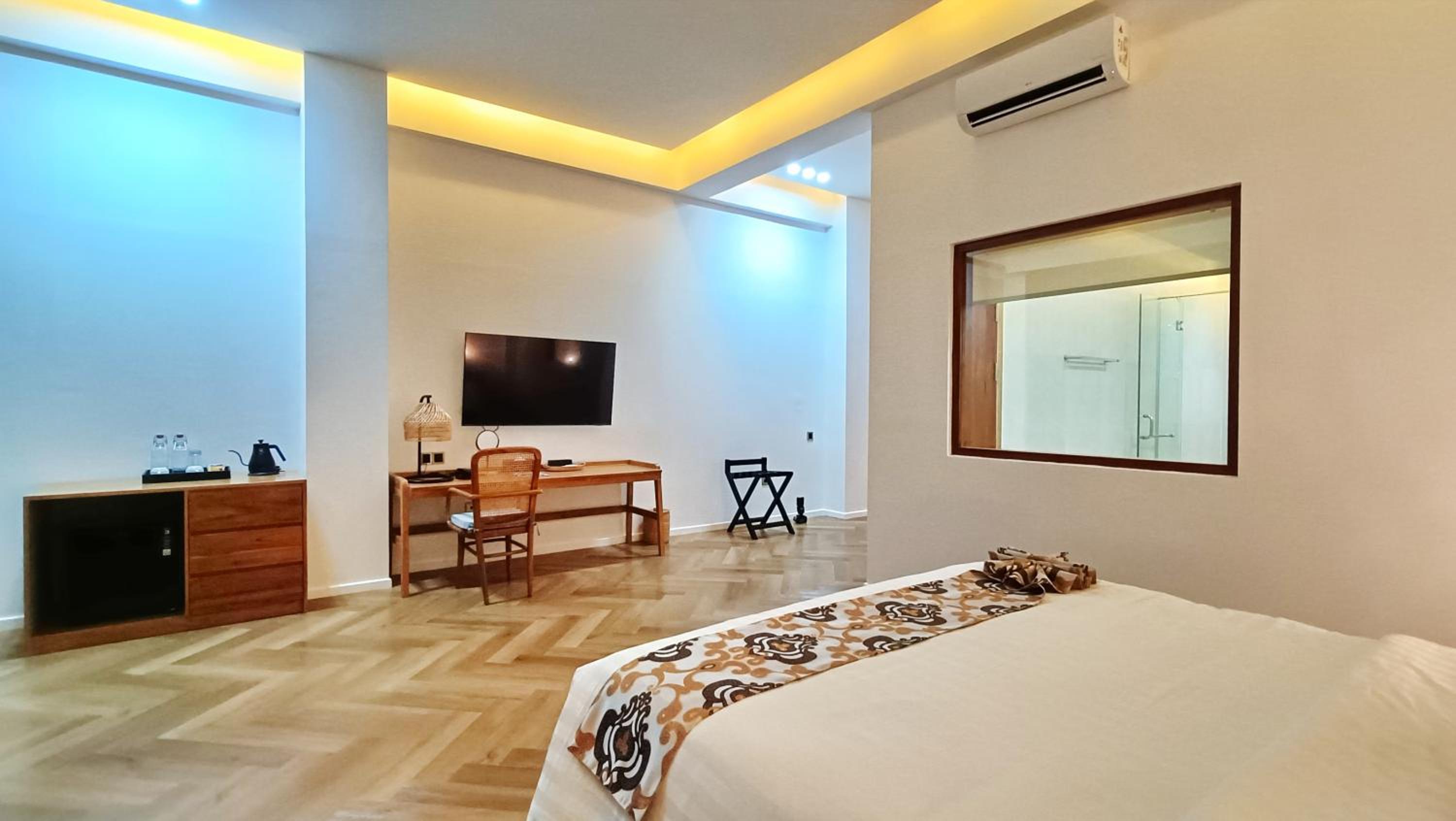 Junior Suite with Ocean View - Photo 24