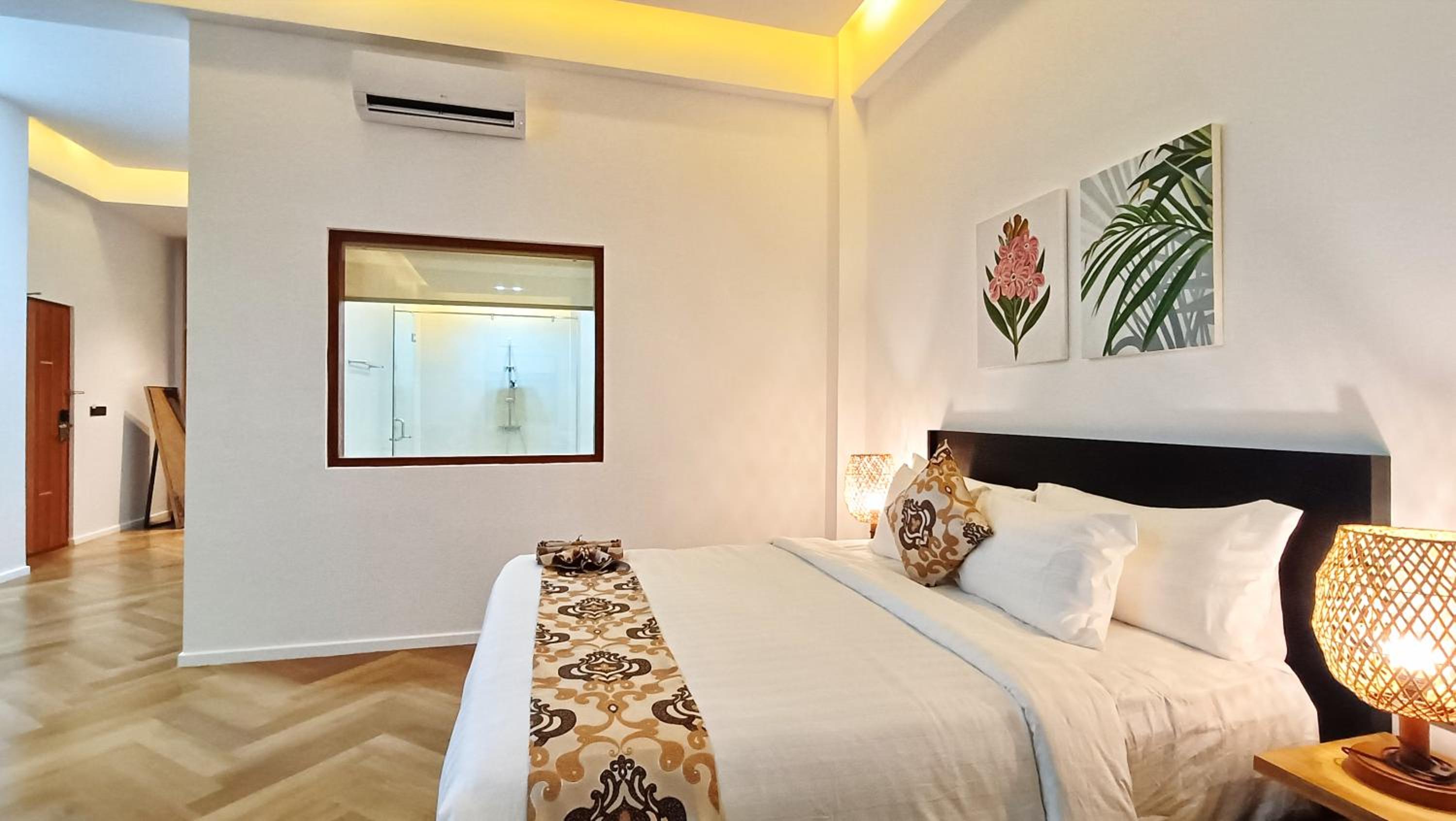 Junior Suite with Ocean View - Photo 22