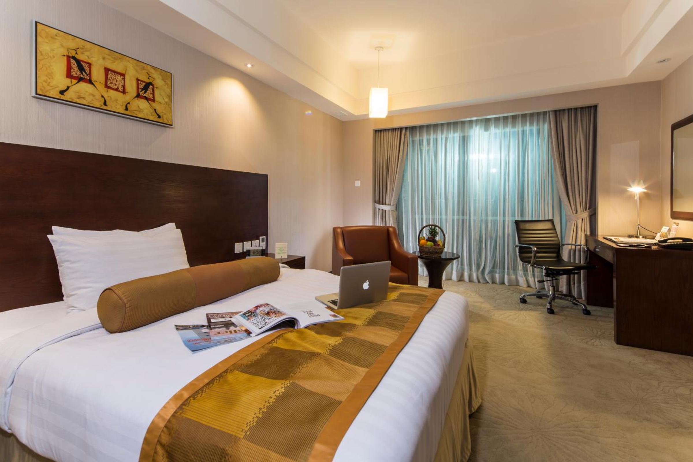 Executive Room Queen
