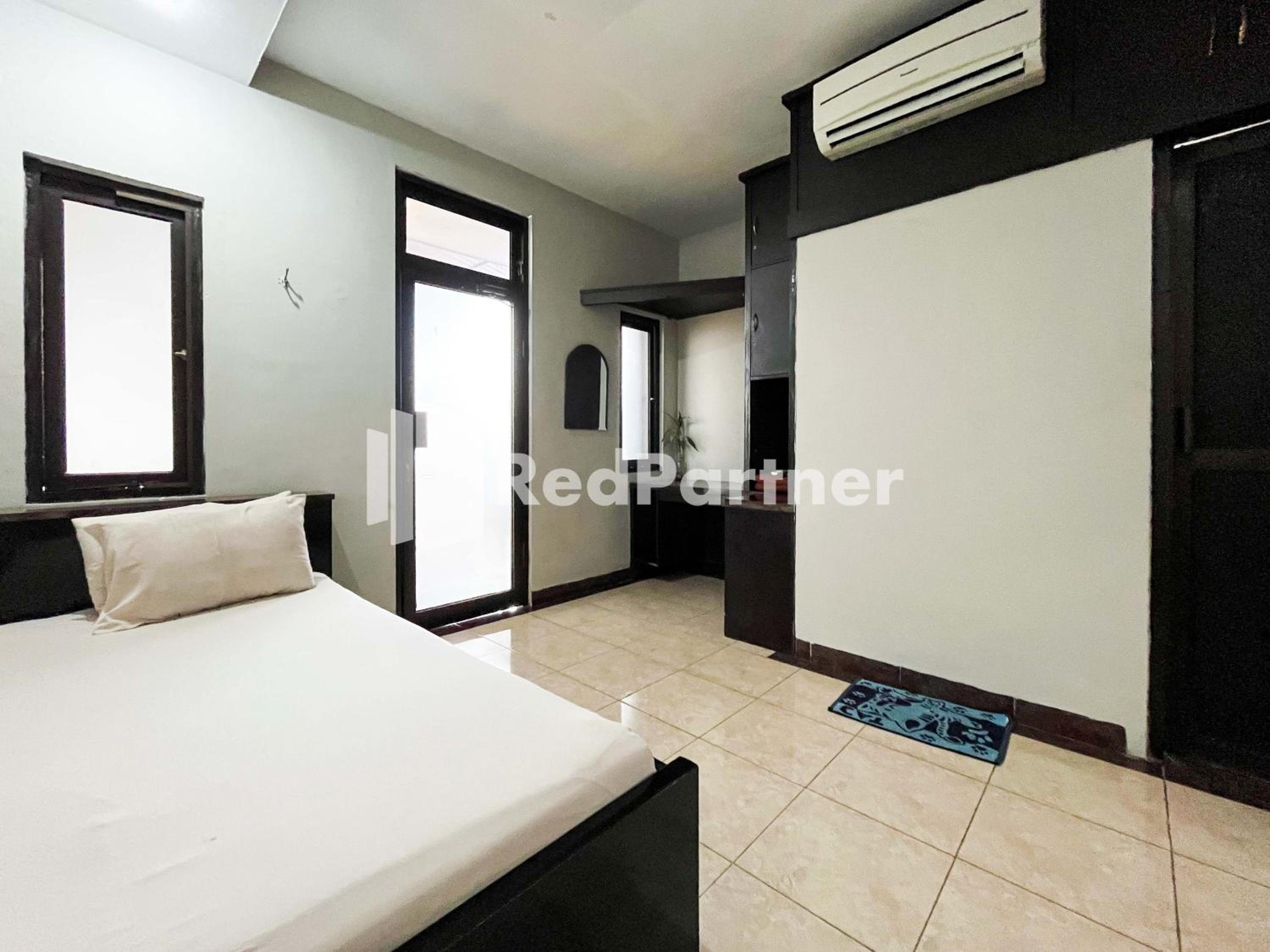 Deluxe Double Room photo 3