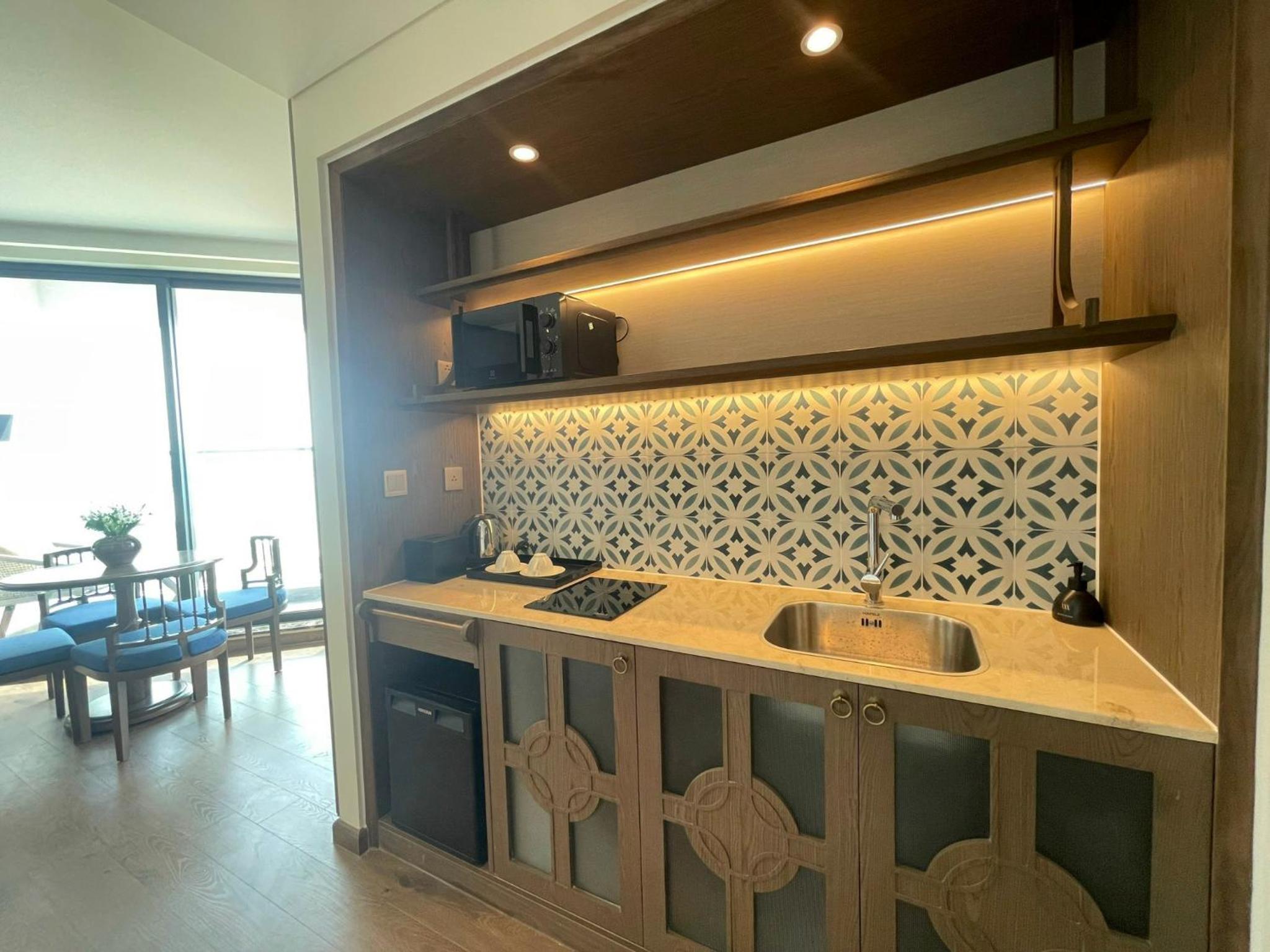 Two-Bedroom Apartment With Balcony And Sea View photo 3