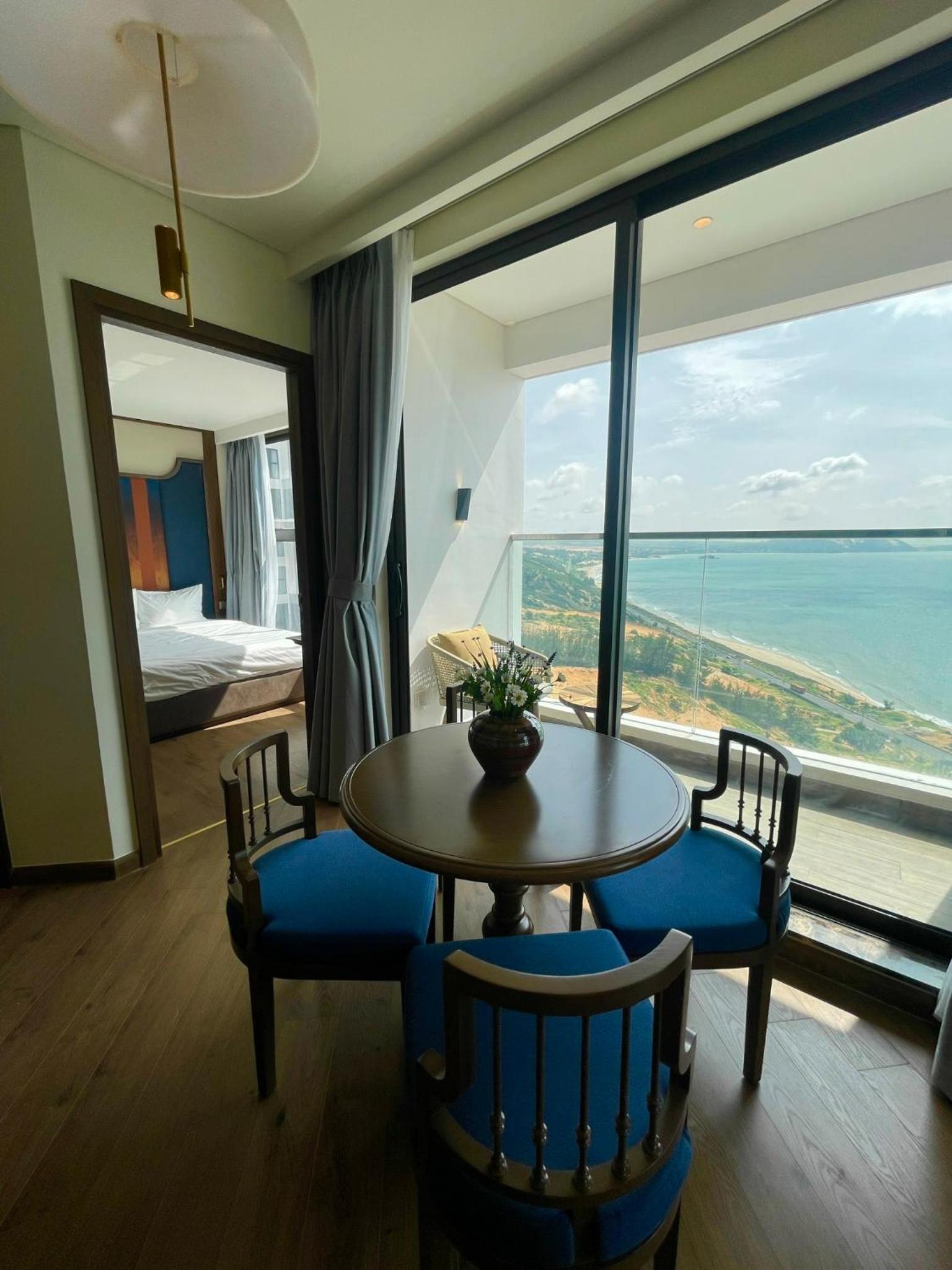 Two-Bedroom Apartment With Balcony And Sea View photo 1