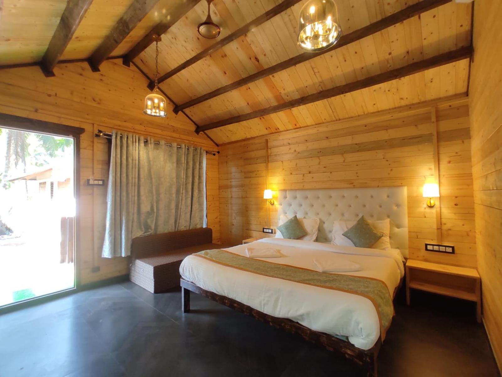 Deluxe Double Room - Photo 4