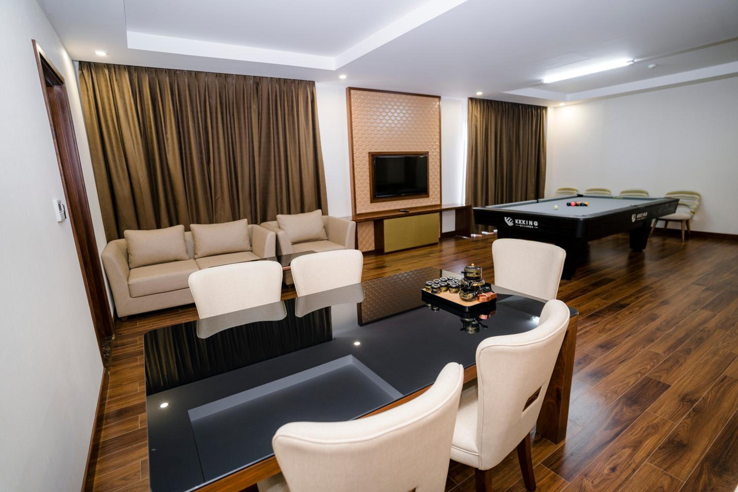 Presidential Suite