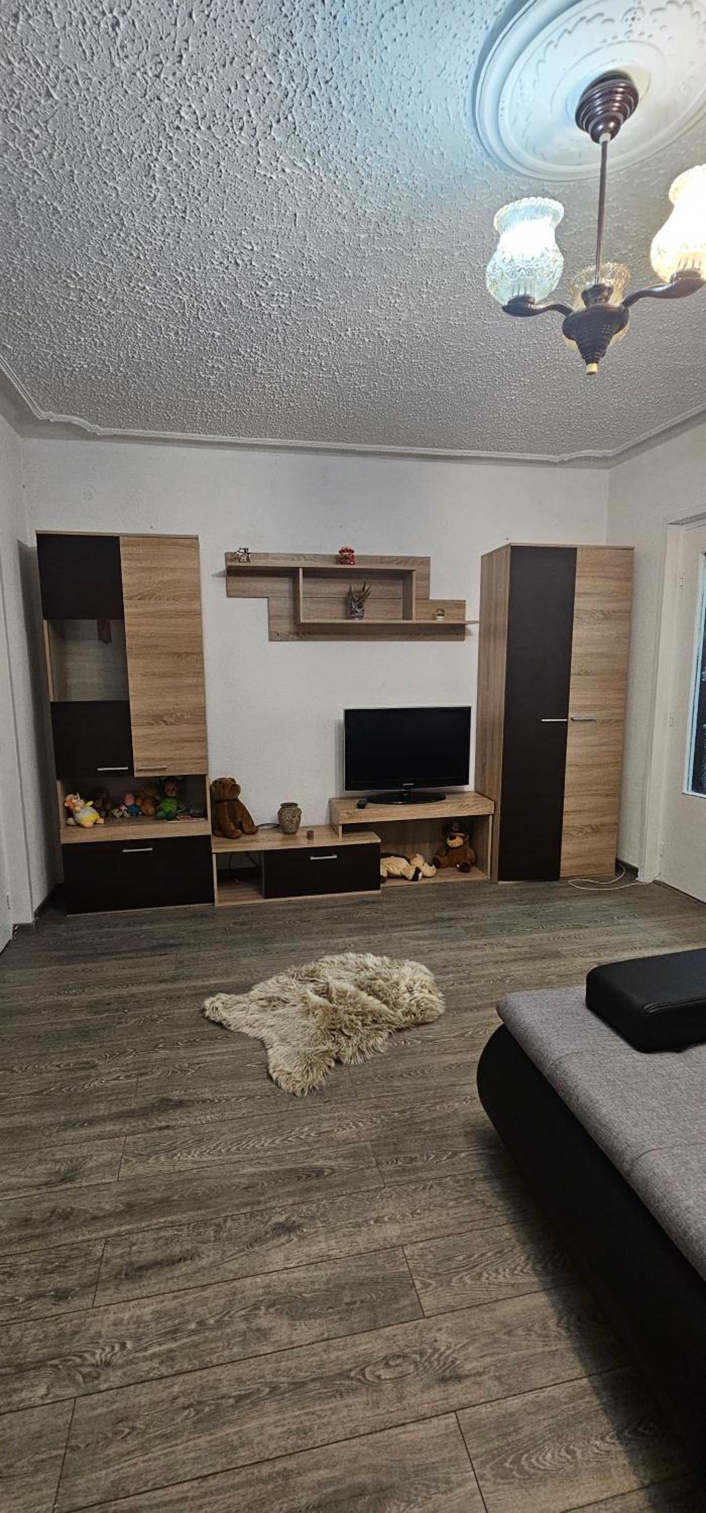 One-Bedroom Apartment photo 3