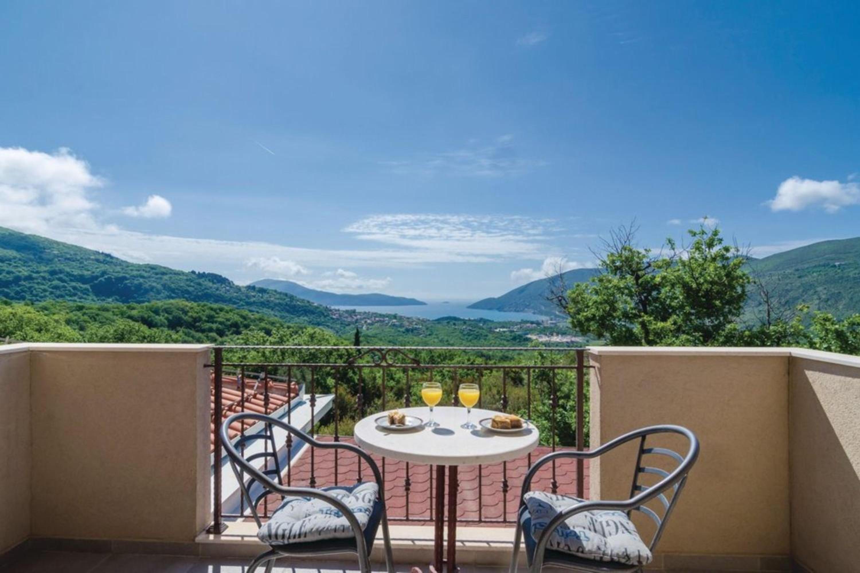 Villa with Private Pool photo 2
