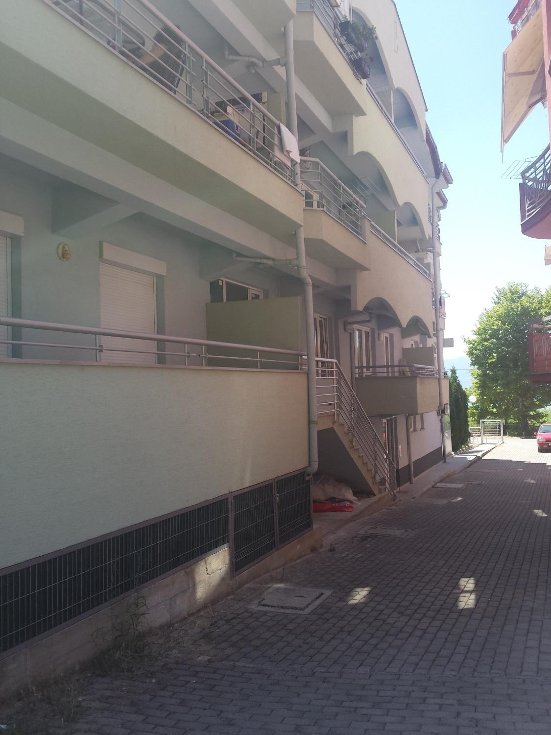 Apartment with Terrace photo 3